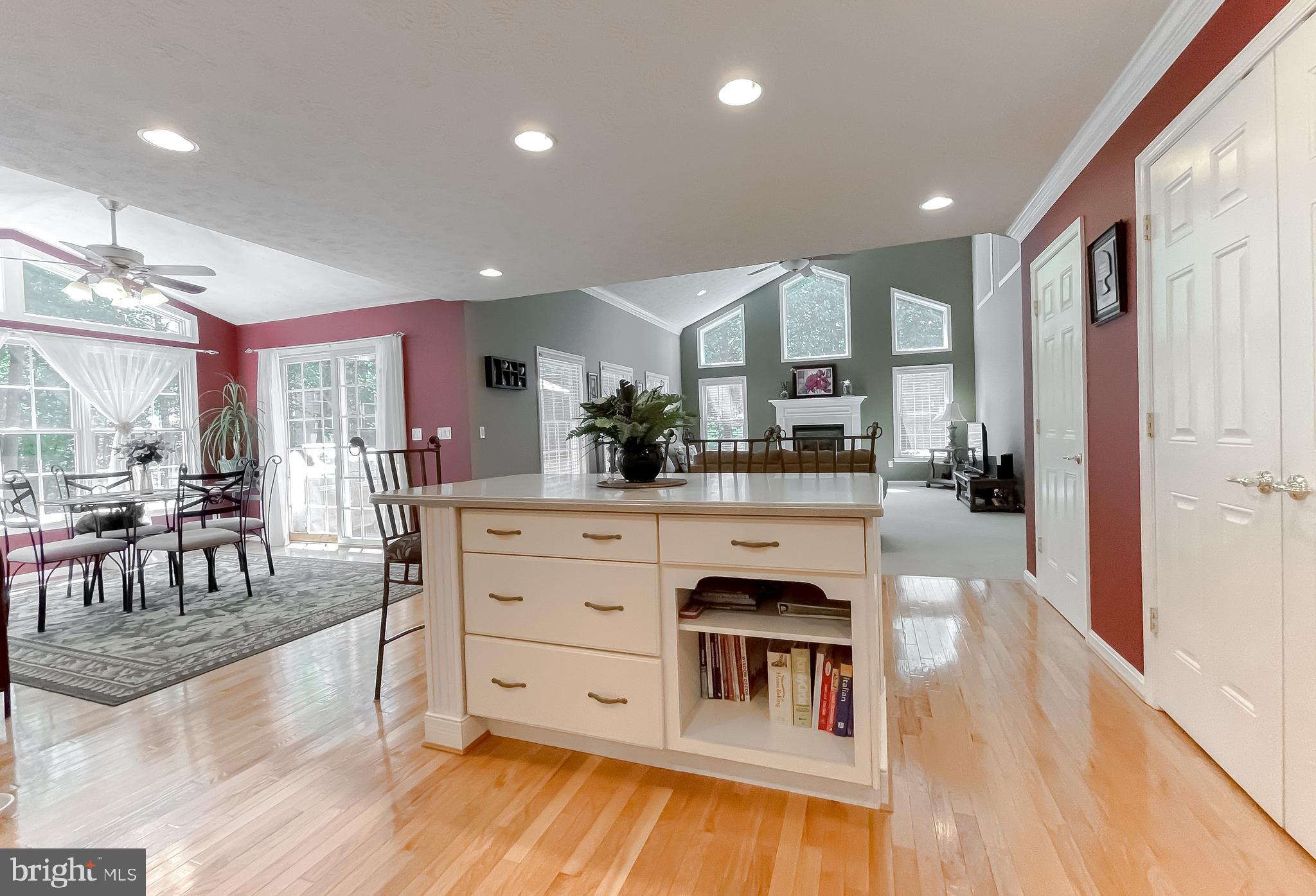 MISTY POND OF WILDEWOOD - Residential