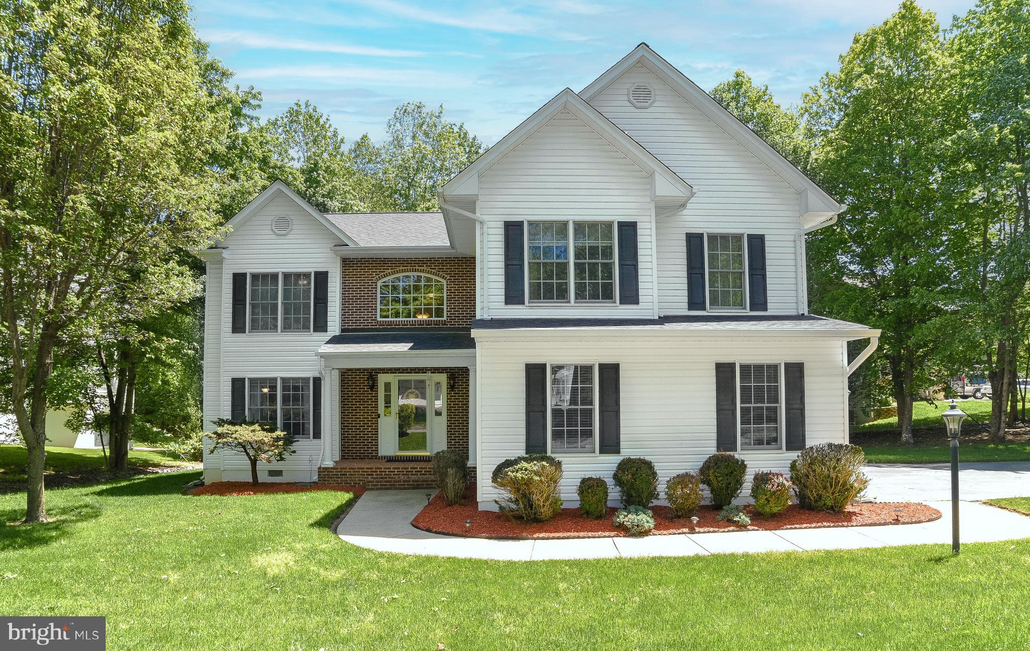 MISTY POND OF WILDEWOOD - Residential