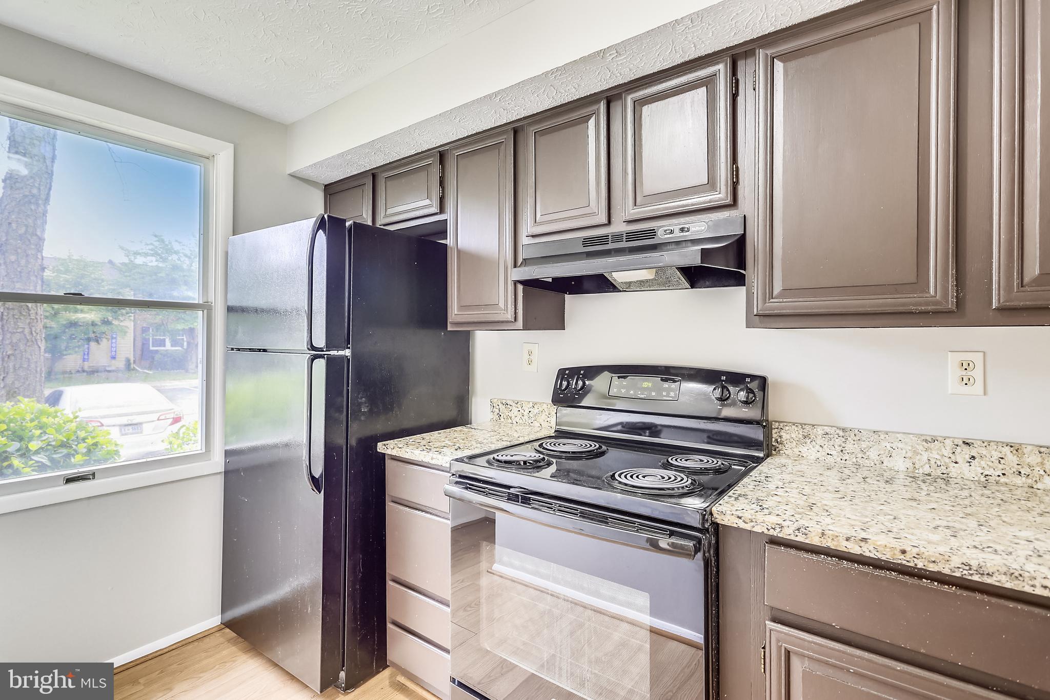 OAK SPRINGS - Residential