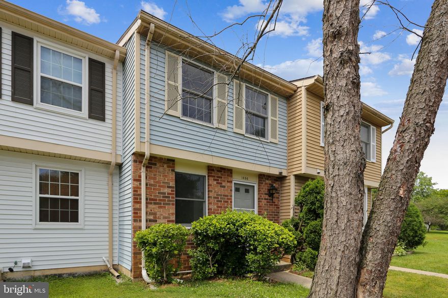 Welcome to 1456 Farmcrest Way in the Oak Springs Community in North Silver Spring! Stop renting! Your mortgage payment will likely be less than the market rent for this home. This updated townhome features:  *Updated kitchen with granite countertops and pass through to dining area  *Living room has sliders opening to fully fenced back yard  *Half bath on the main level  *Wood grain laminate floors on the main and lower levels  *Fresh paint throughout  *Master bedroom on the upper level has two closets and dressing area with vanity opening to the full bath  *2nd bedroom on upper level  *Both upper level bedrooms span the entire width of the townhome  *Lower level has rec/bonus room with closet   *Full bath with shower on the lower level  *Full sized washer and dryer  Great location with easy access to the ICC and major commuter routes. Parks, Community Center, shopping and dining within 2 miles.