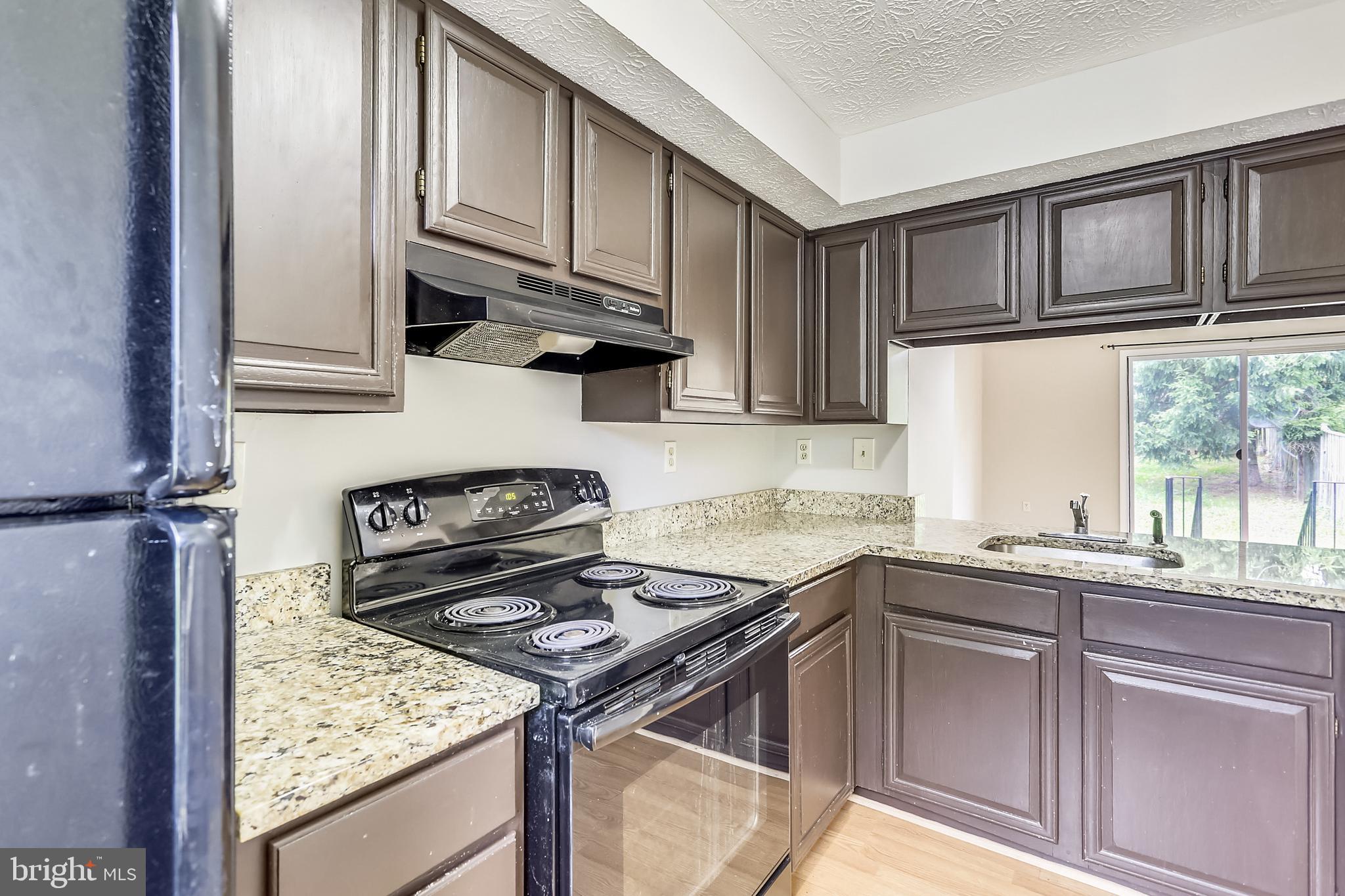 OAK SPRINGS - Residential