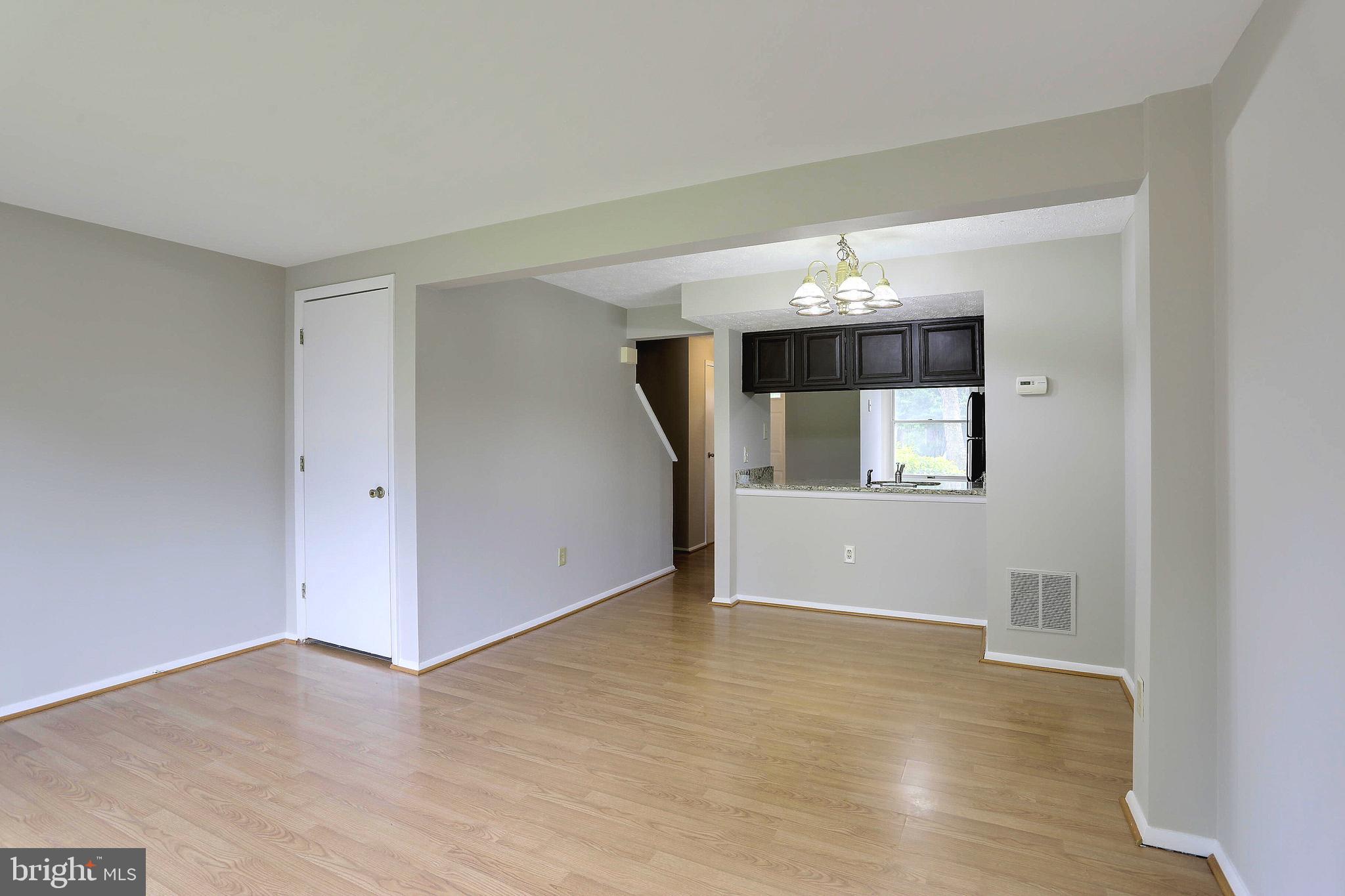 OAK SPRINGS - Residential