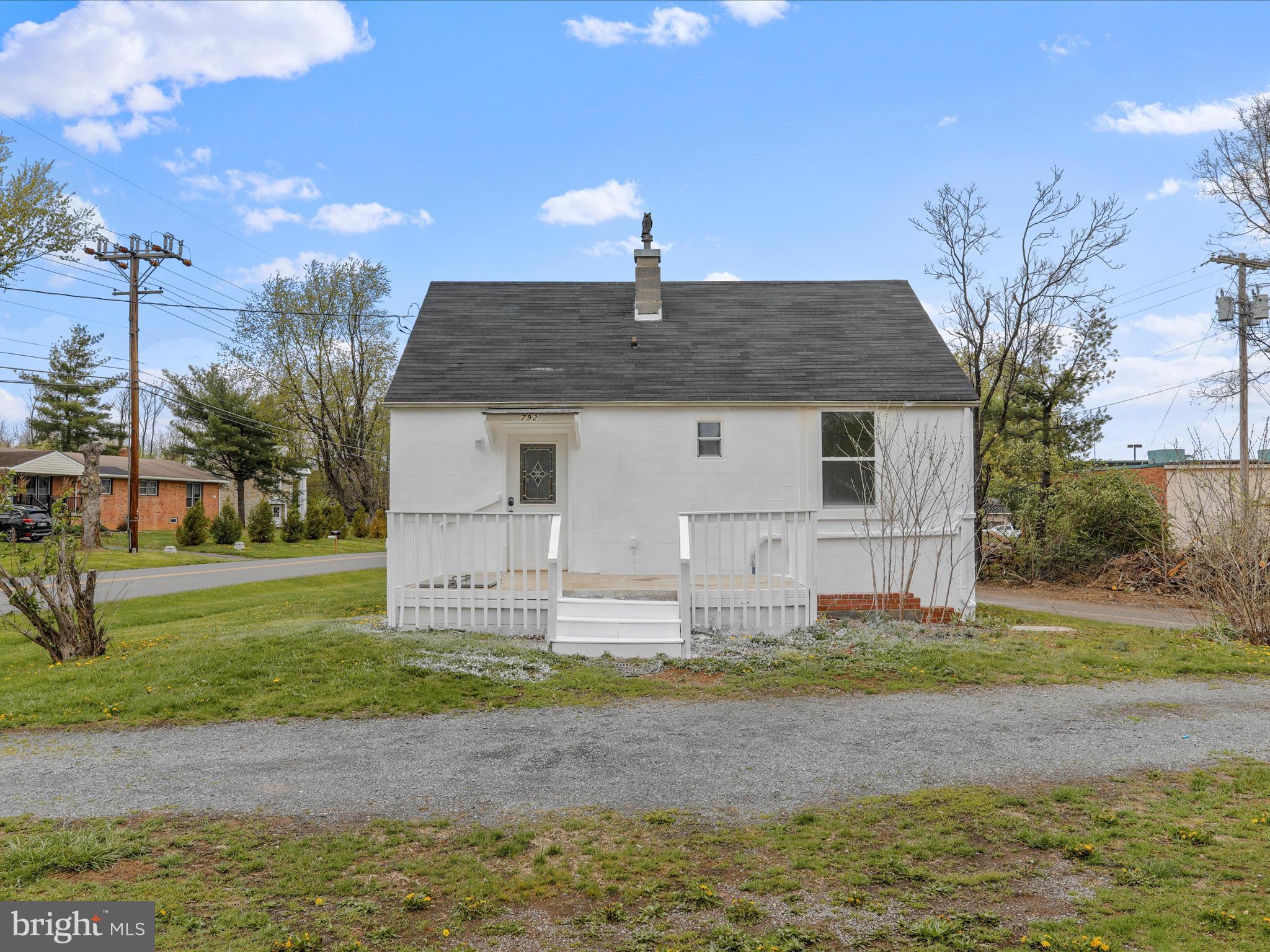 792 FOX DRIVE