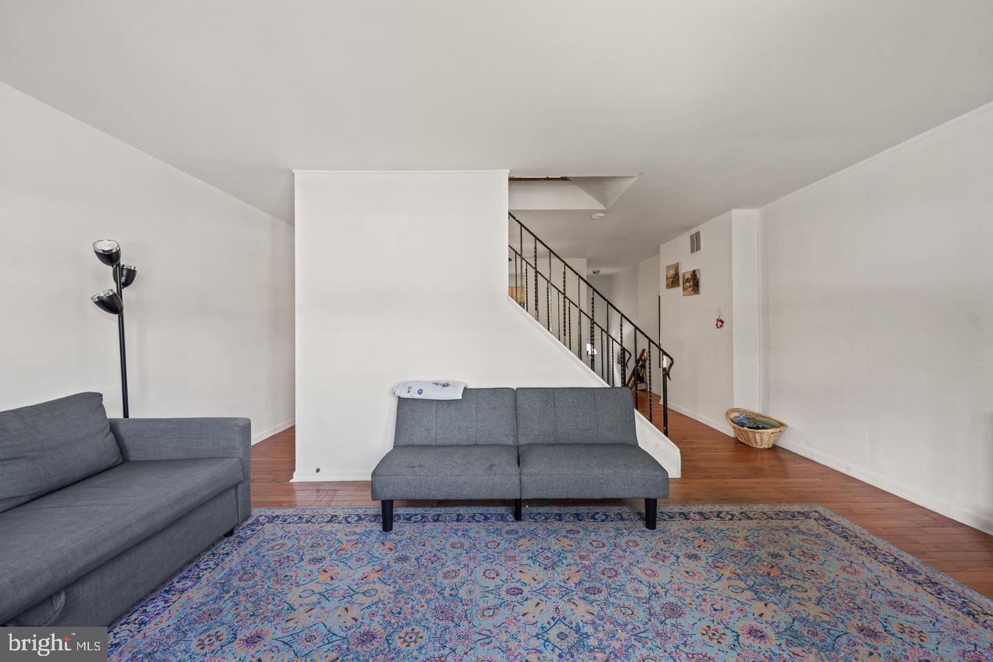 141 LAUREBA AVENUE