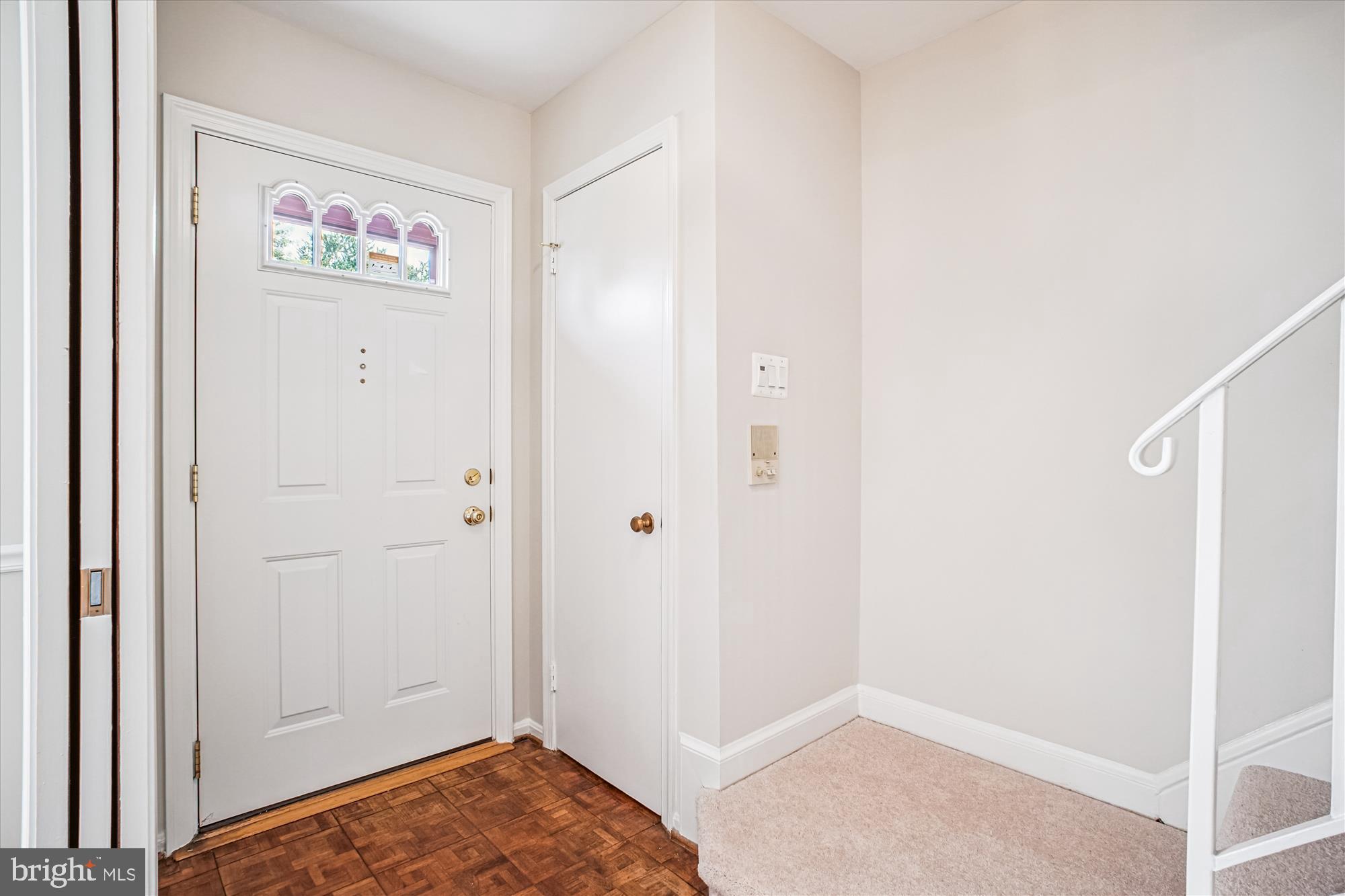 7492 COVENT WOOD COURT