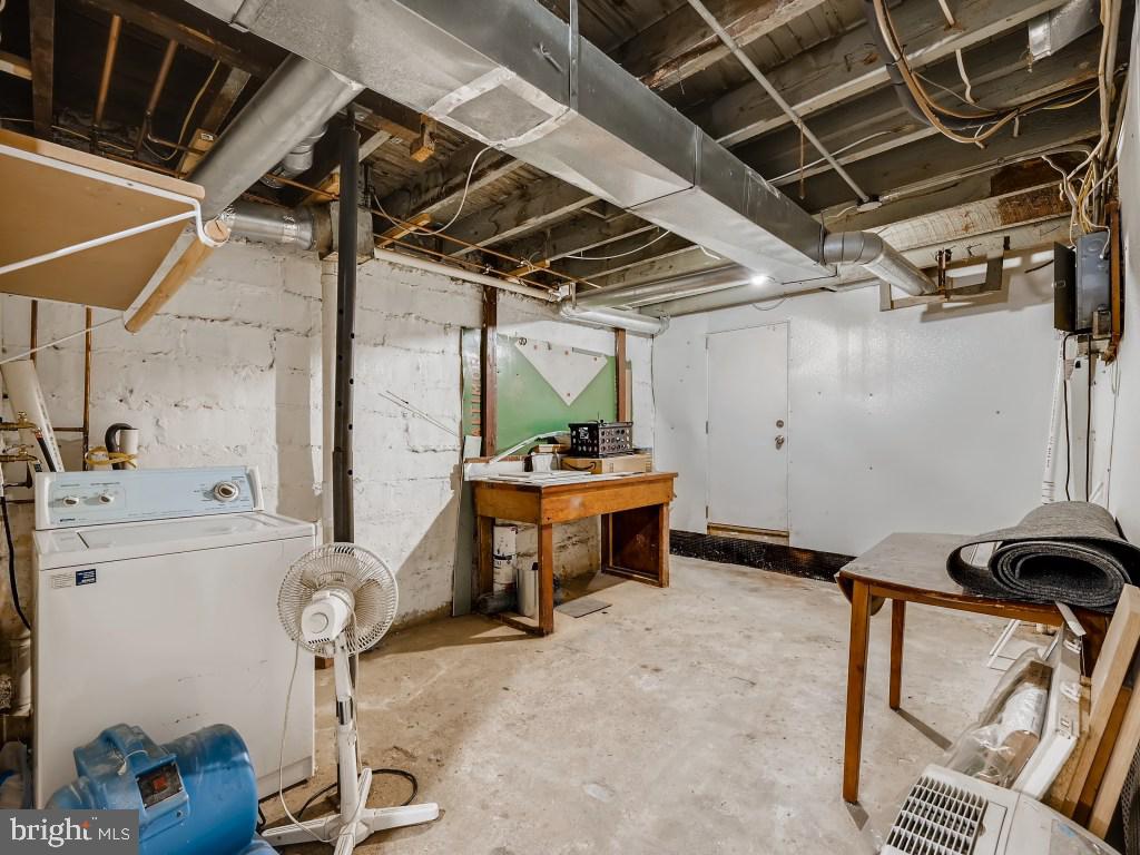 GREEKTOWN - Residential