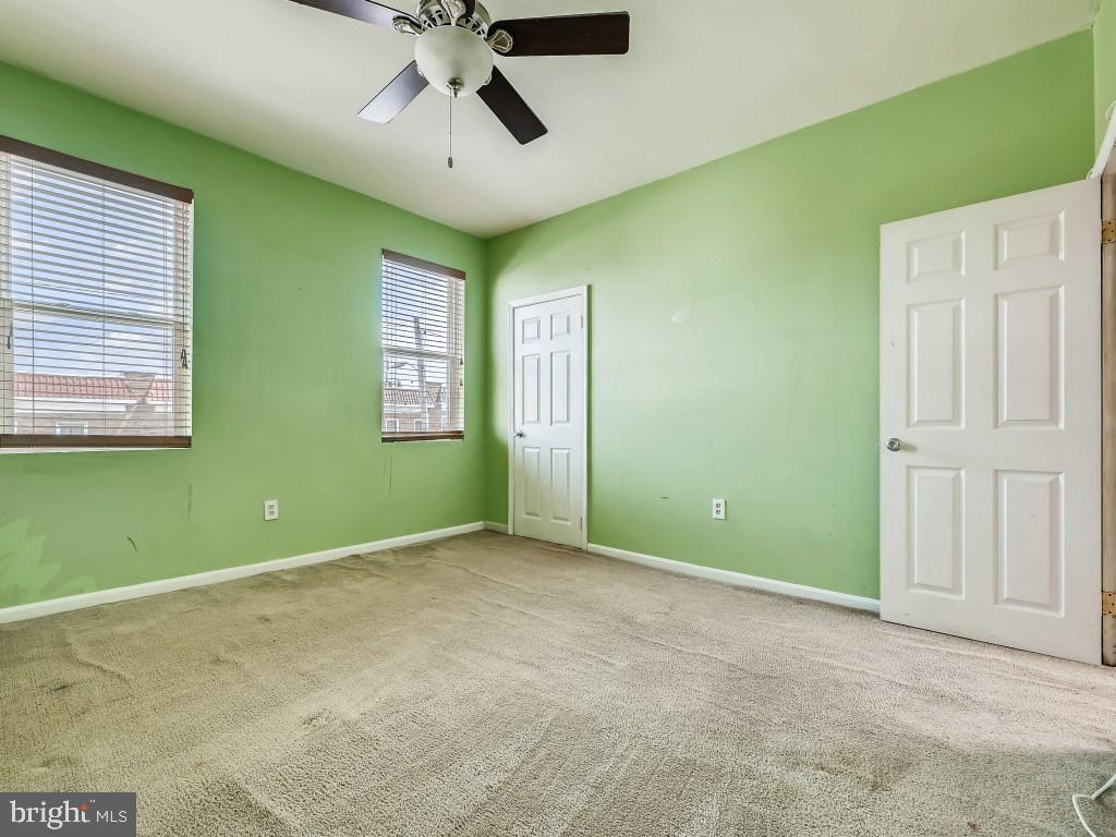 GREEKTOWN - Residential