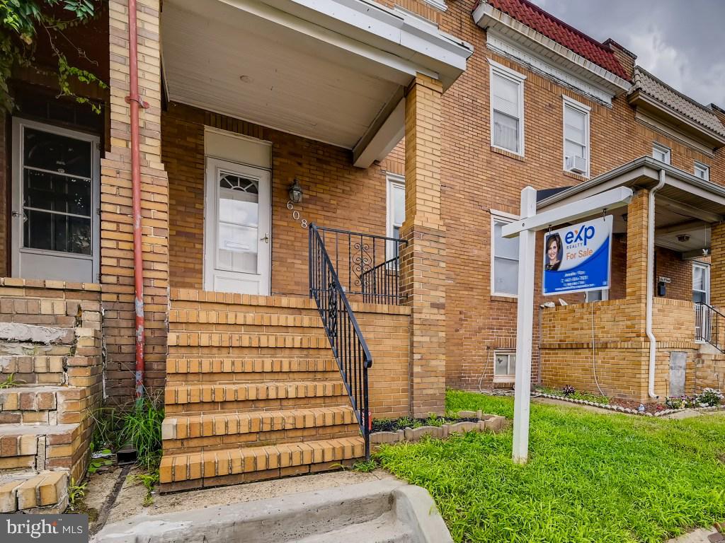 GREEKTOWN - Residential