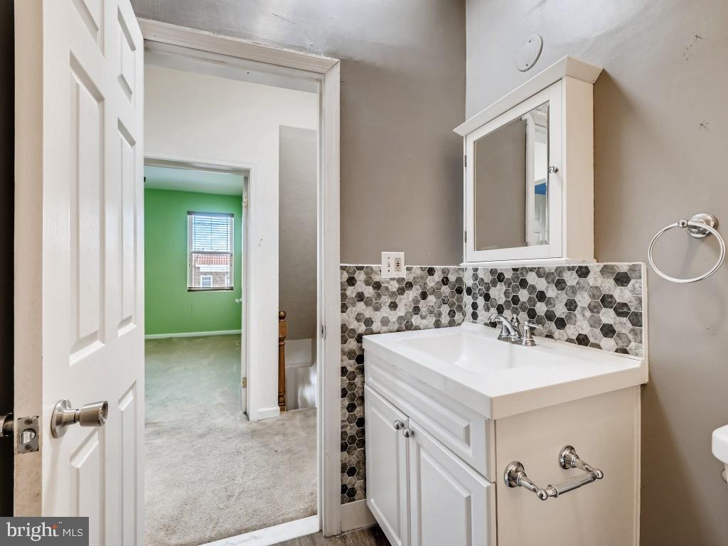 GREEKTOWN - Residential