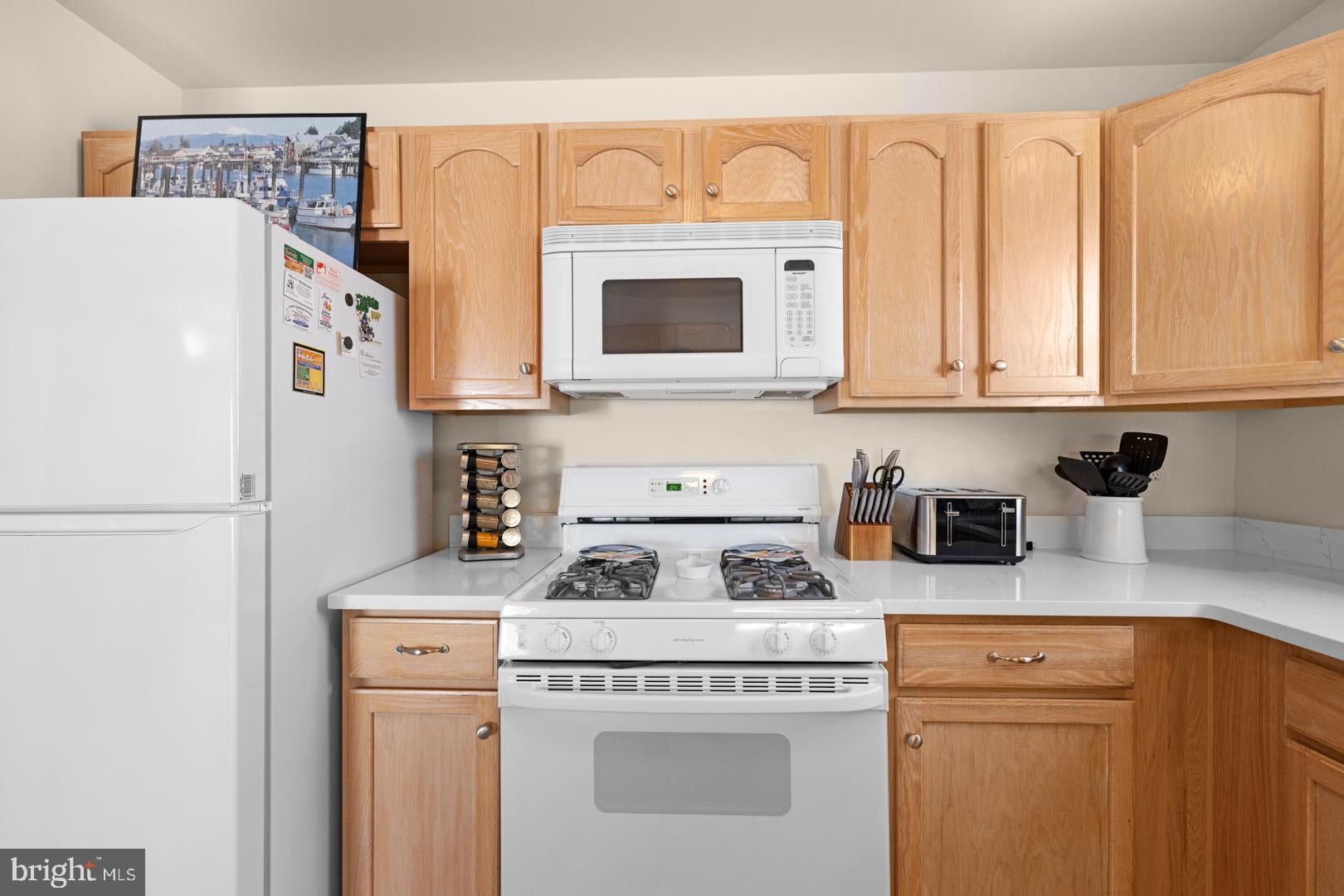 324 23RD AVENUE E A