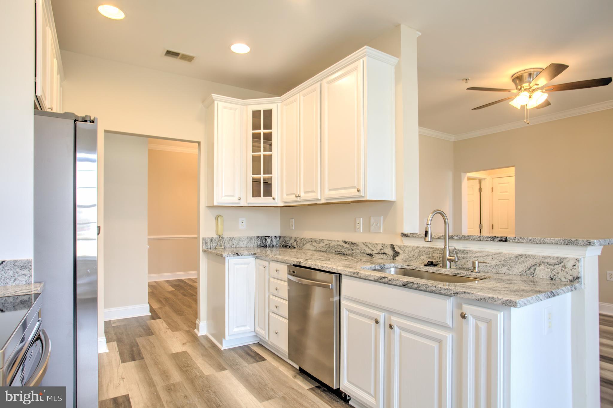 EMERALD HILLS - Residential