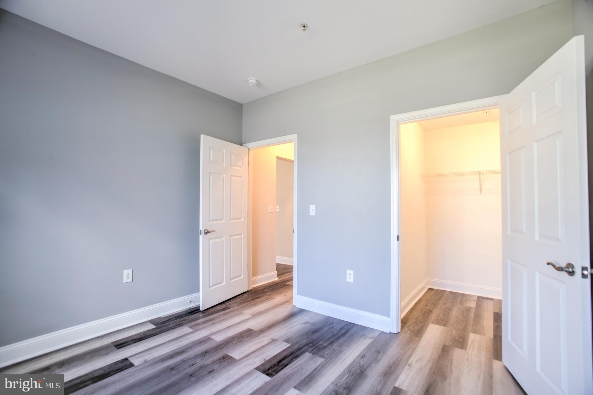 EMERALD HILLS - Residential