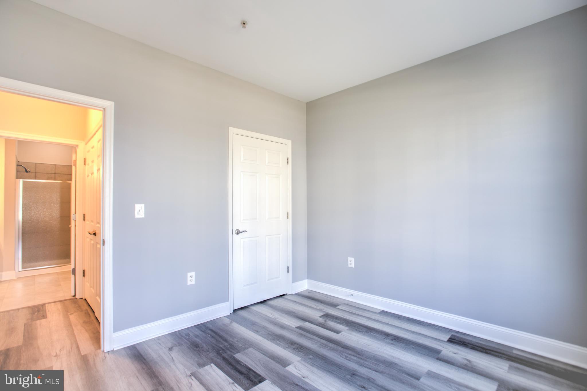 EMERALD HILLS - Residential