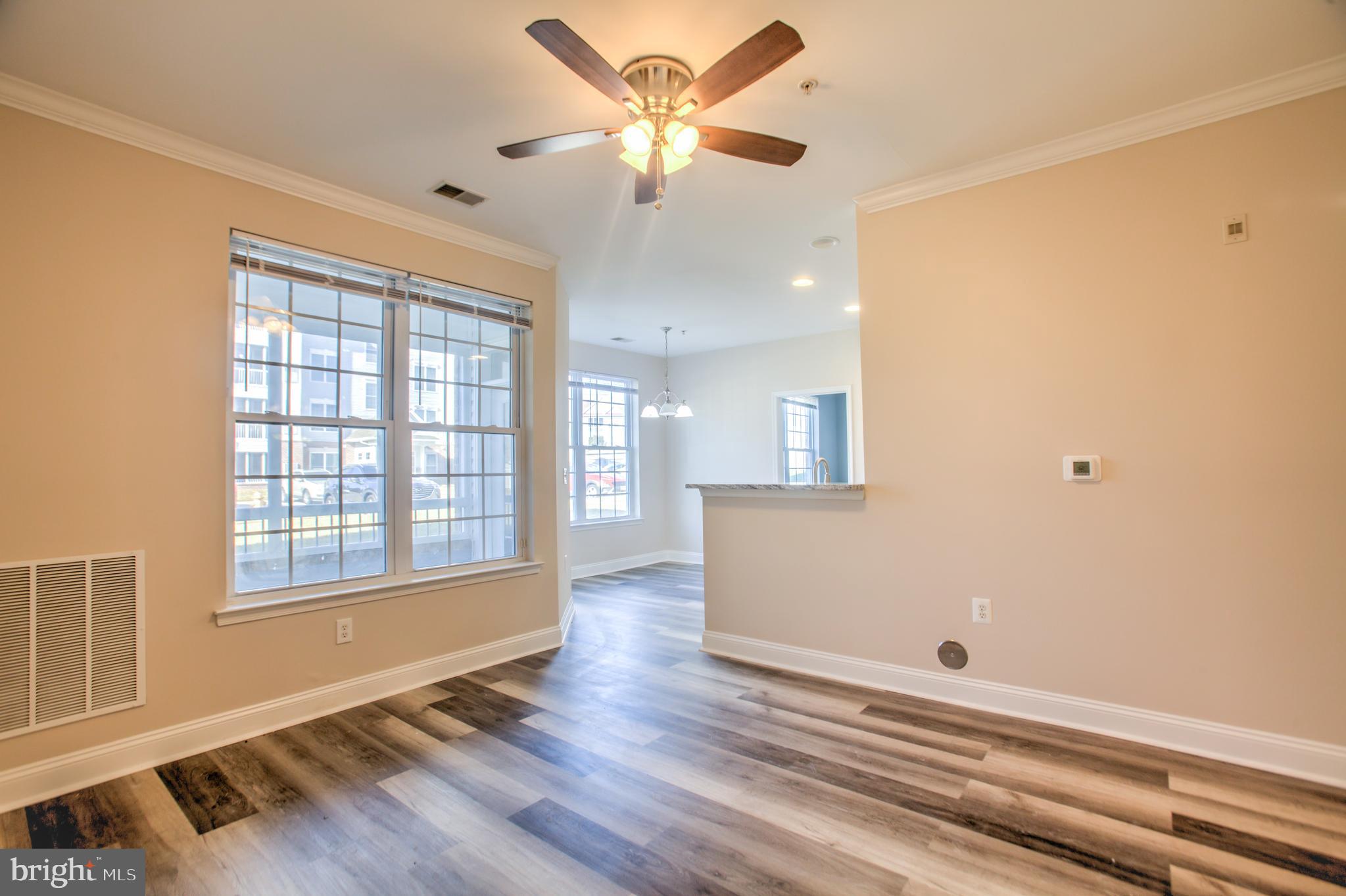 EMERALD HILLS - Residential