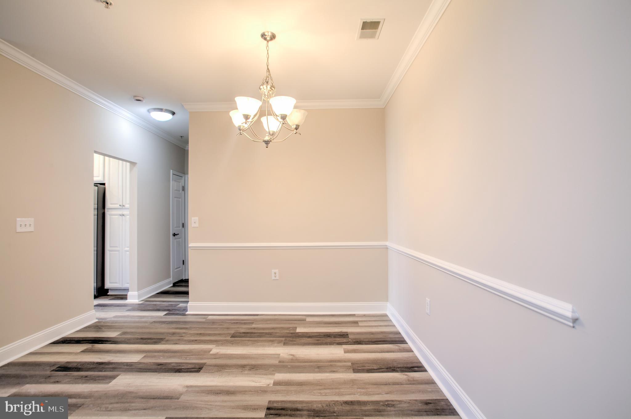 EMERALD HILLS - Residential