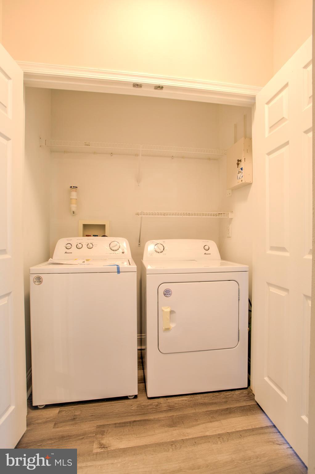 EMERALD HILLS - Residential