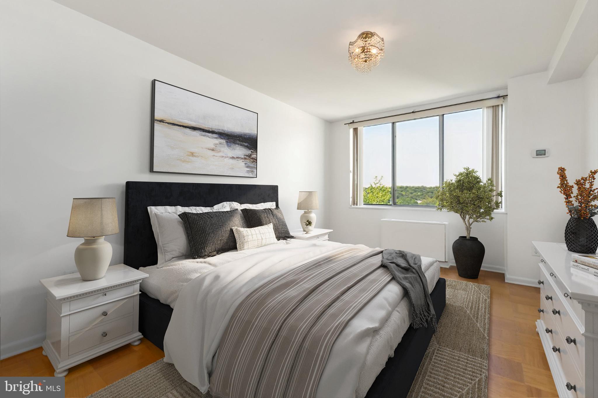 RIVER TOWERS - Residential