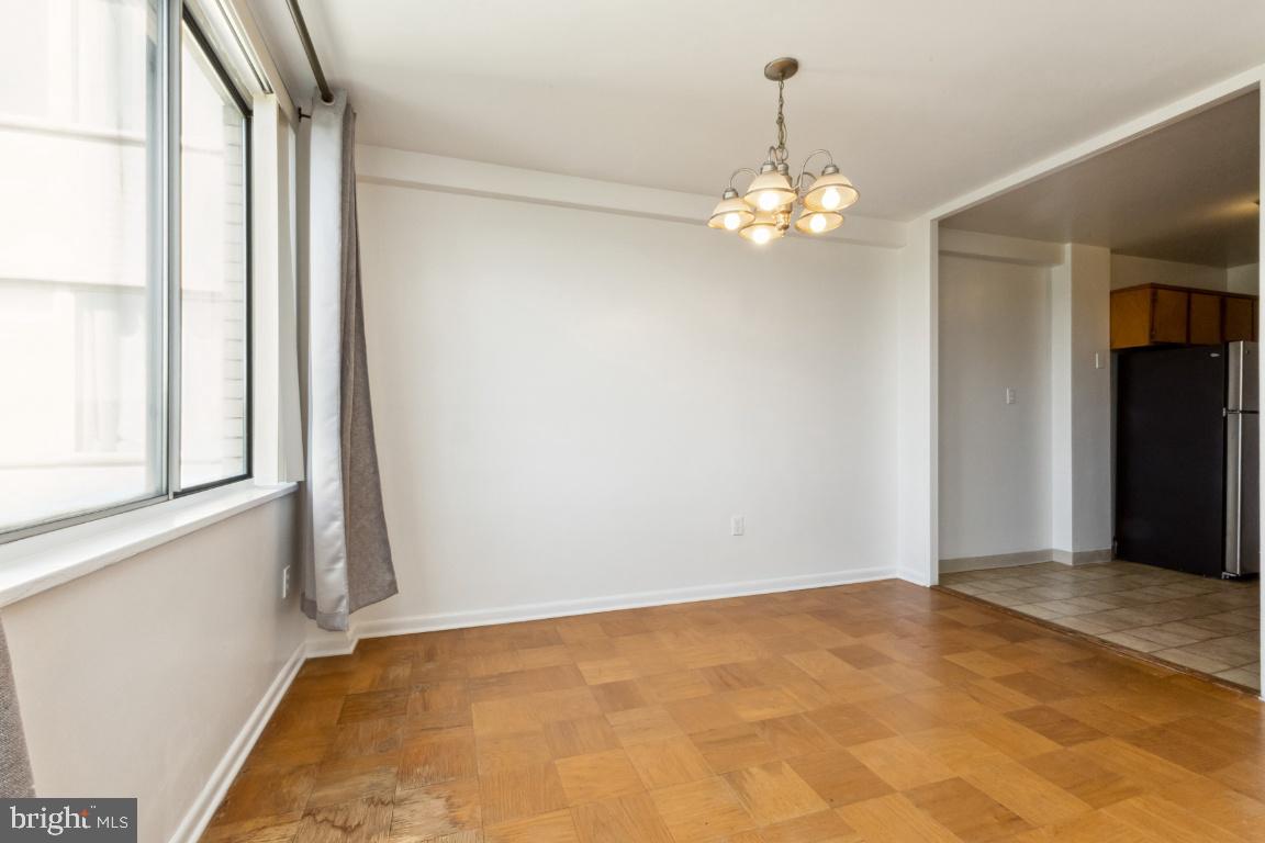 RIVER TOWERS - Residential