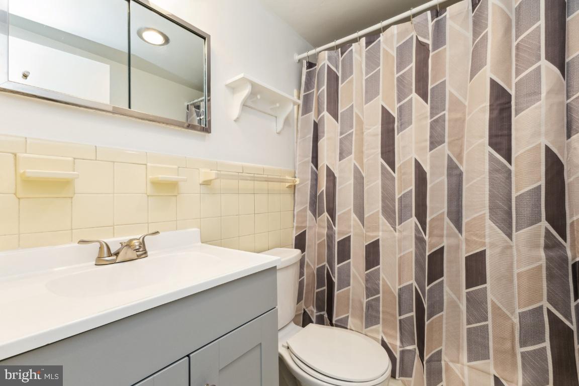 RIVER TOWERS - Residential