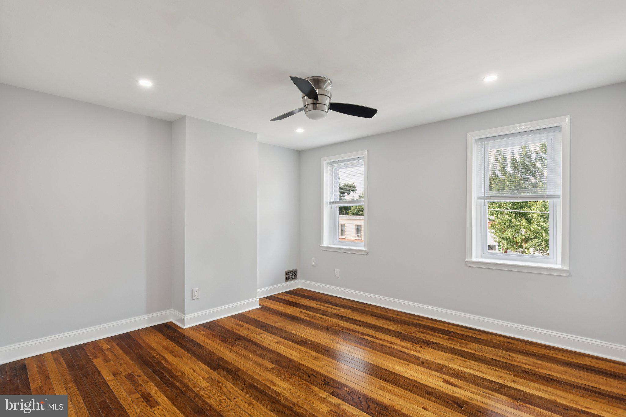 MANTUA - Residential Lease