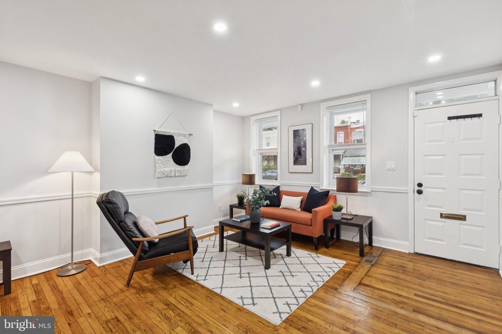 Photo of 3804 Fairmount Avenue, PHILADELPHIA, PA 19104 (MLS # PAPH2544954)