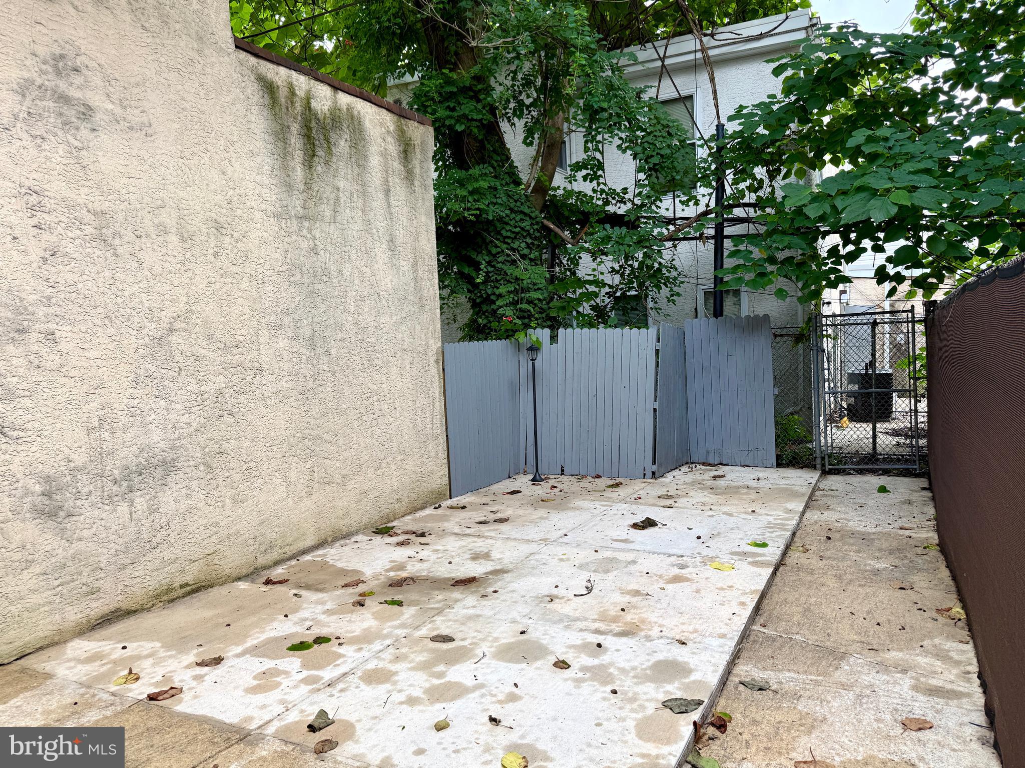 MANTUA - Residential Lease