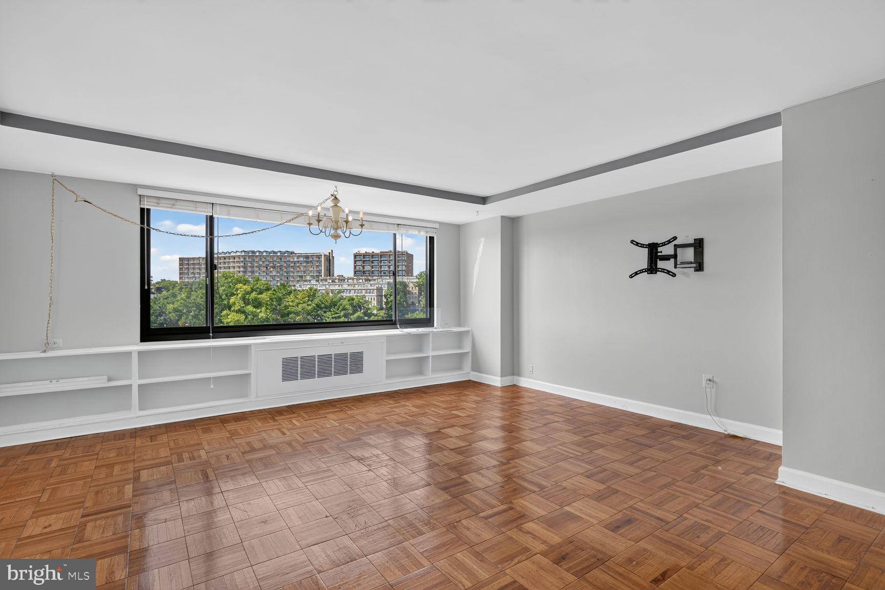 1011 ARLINGTON BOULEVARD 942