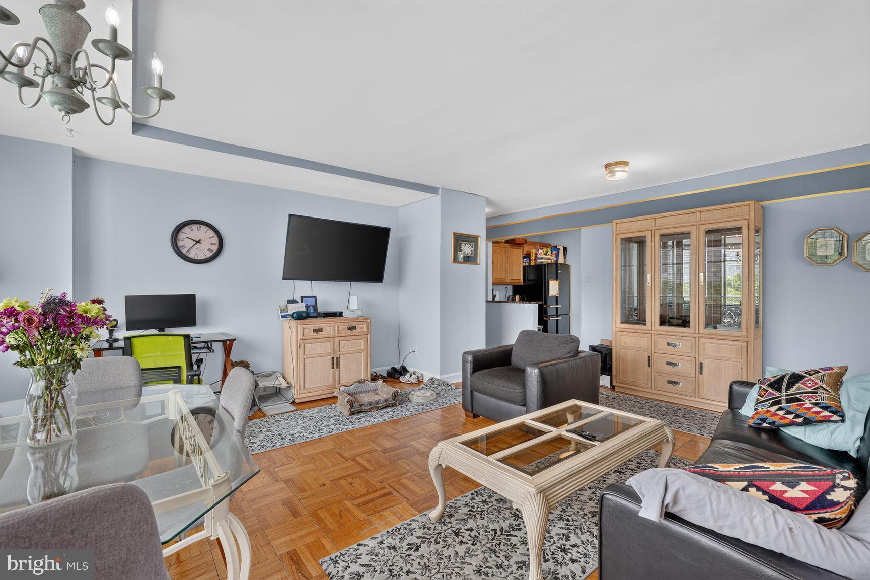 1011 ARLINGTON BOULEVARD 942
