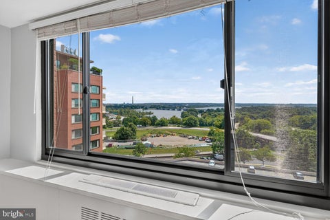 Homes For Sale - 1011 Arlington Boulevard #942<br/> ARLINGTON, VA 22209