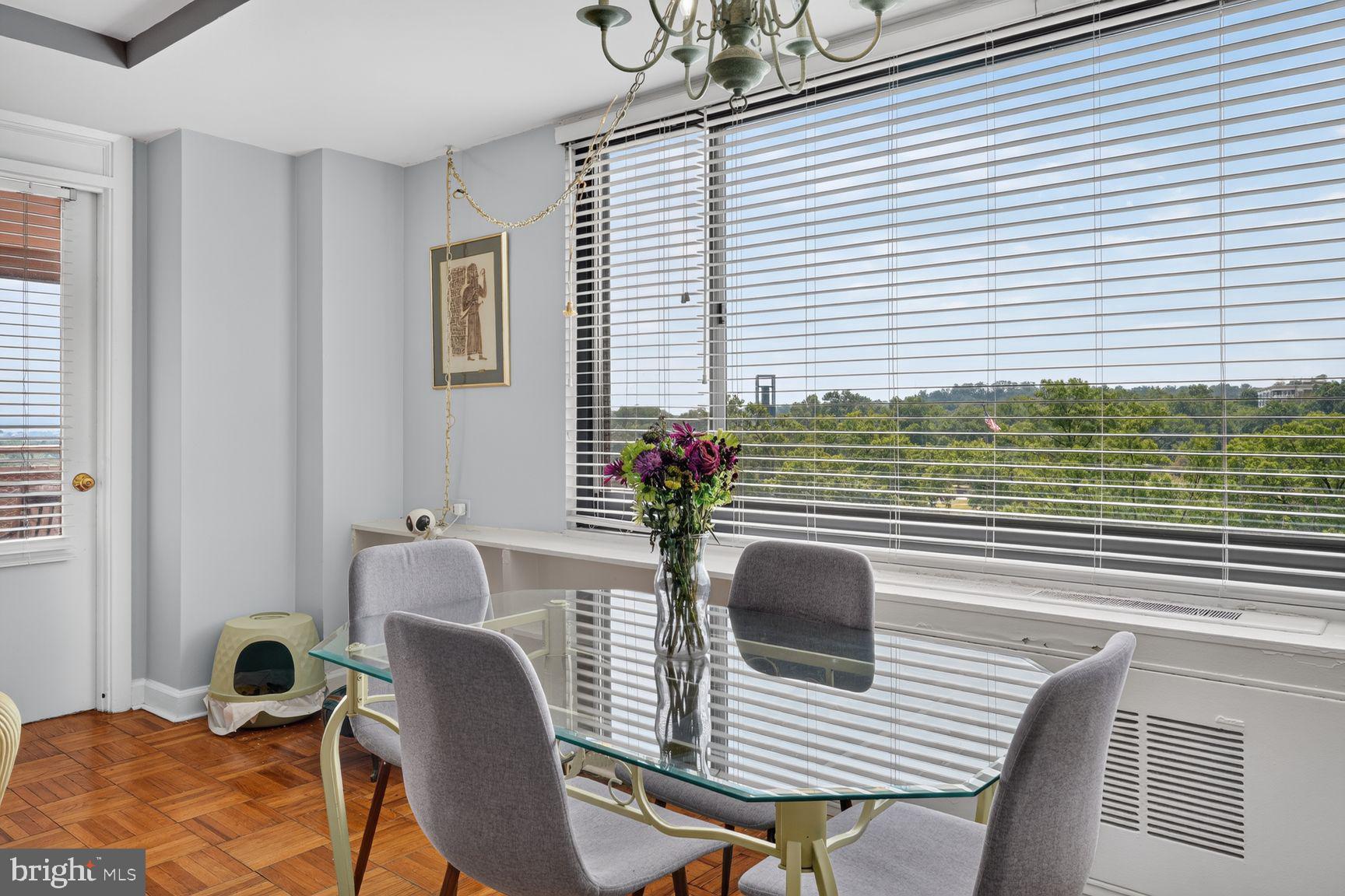 1011 ARLINGTON BOULEVARD 942