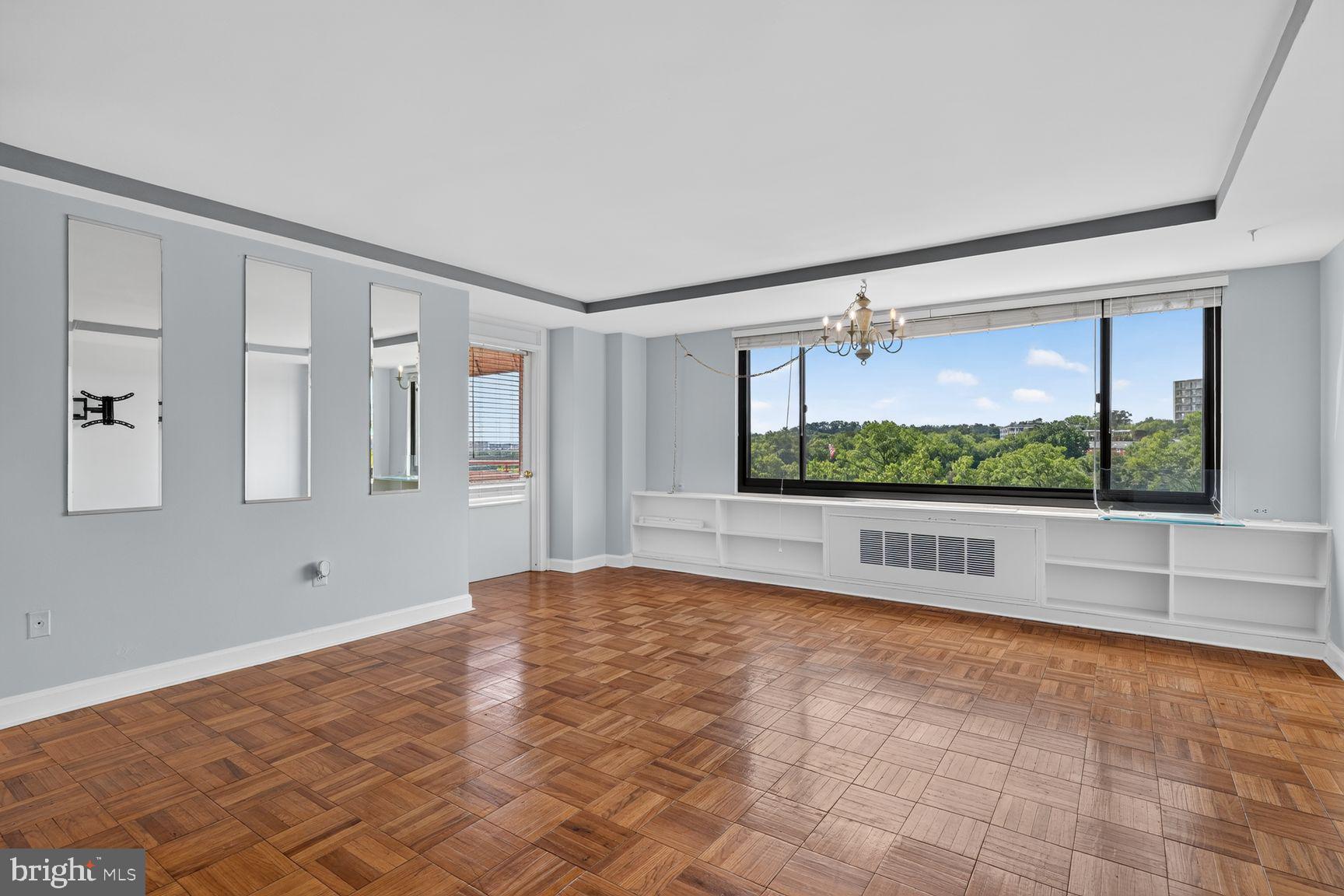 1011 ARLINGTON BOULEVARD 942