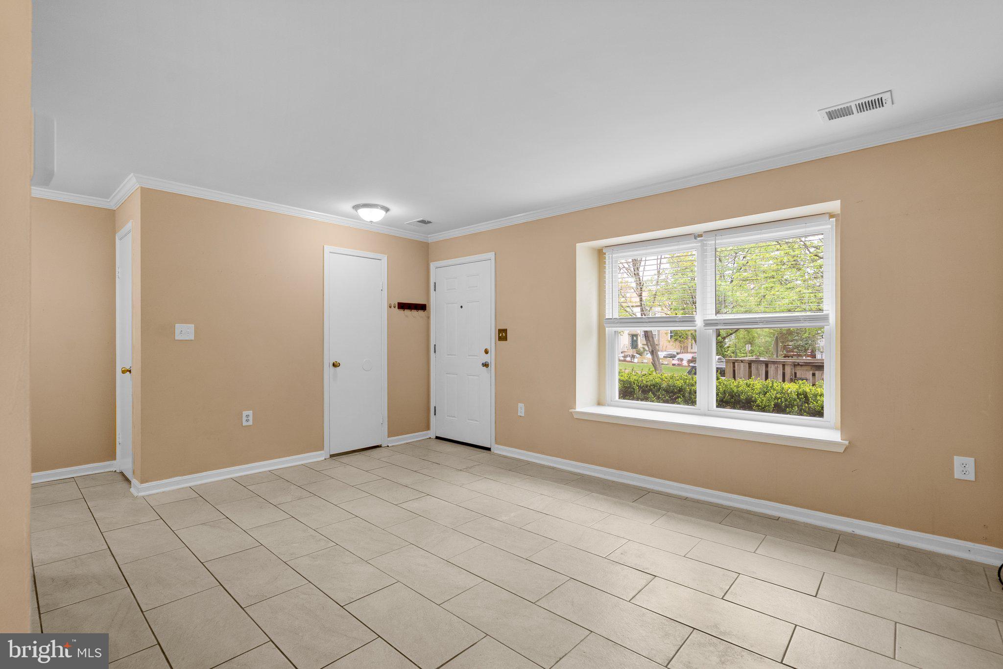 HOMELAND VILLAGE - Residential