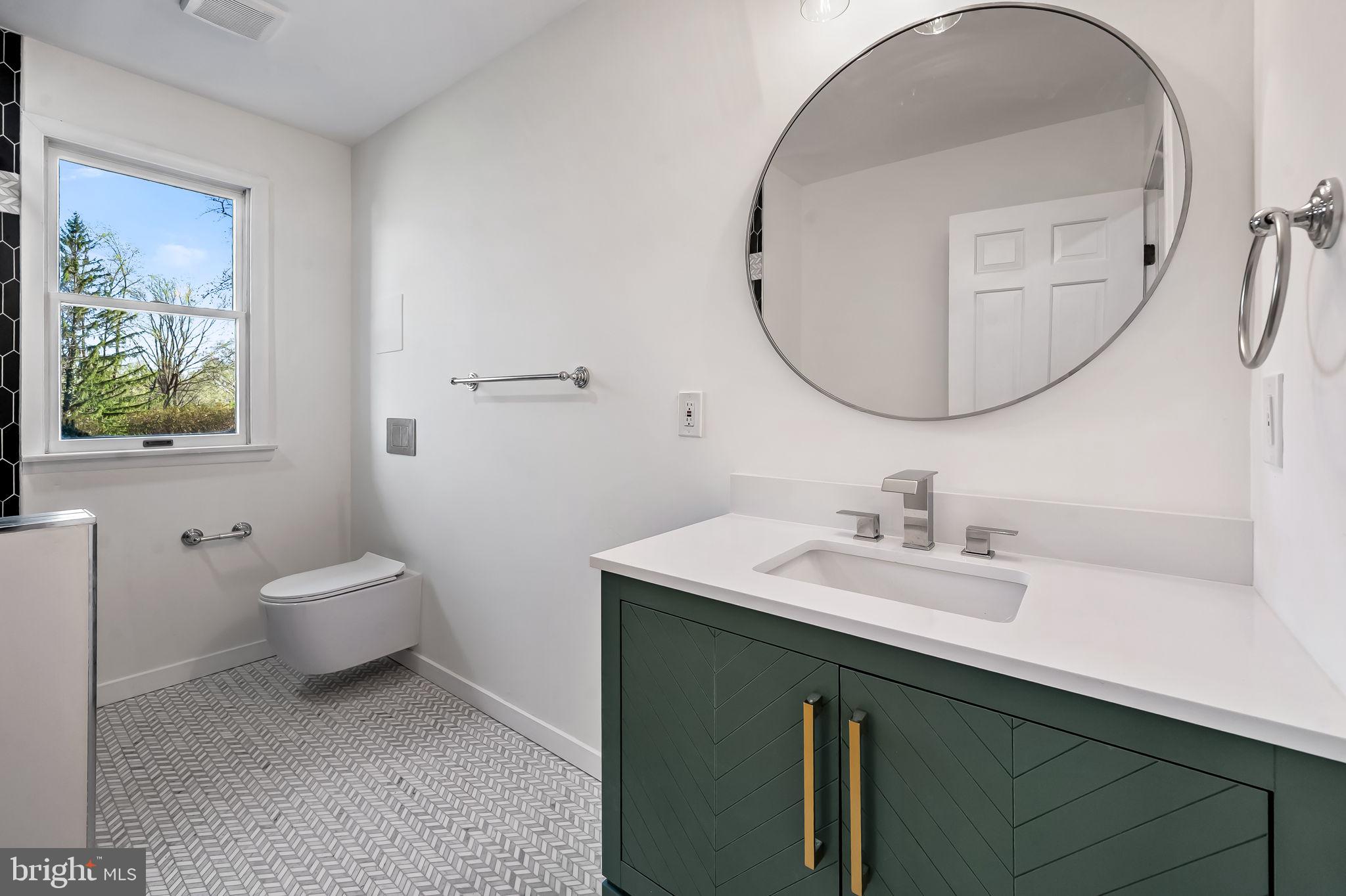 HONEYSUCKLE HILL - Residential