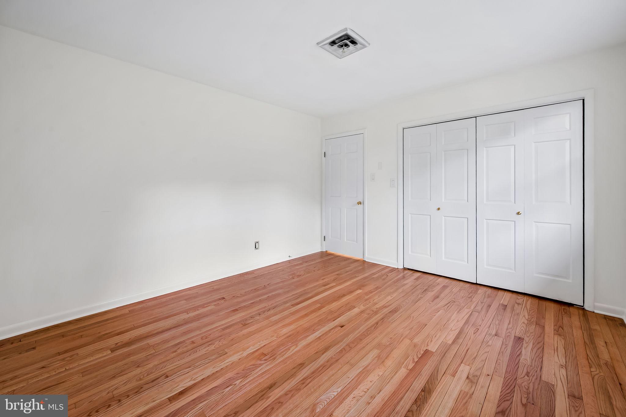 HONEYSUCKLE HILL - Residential