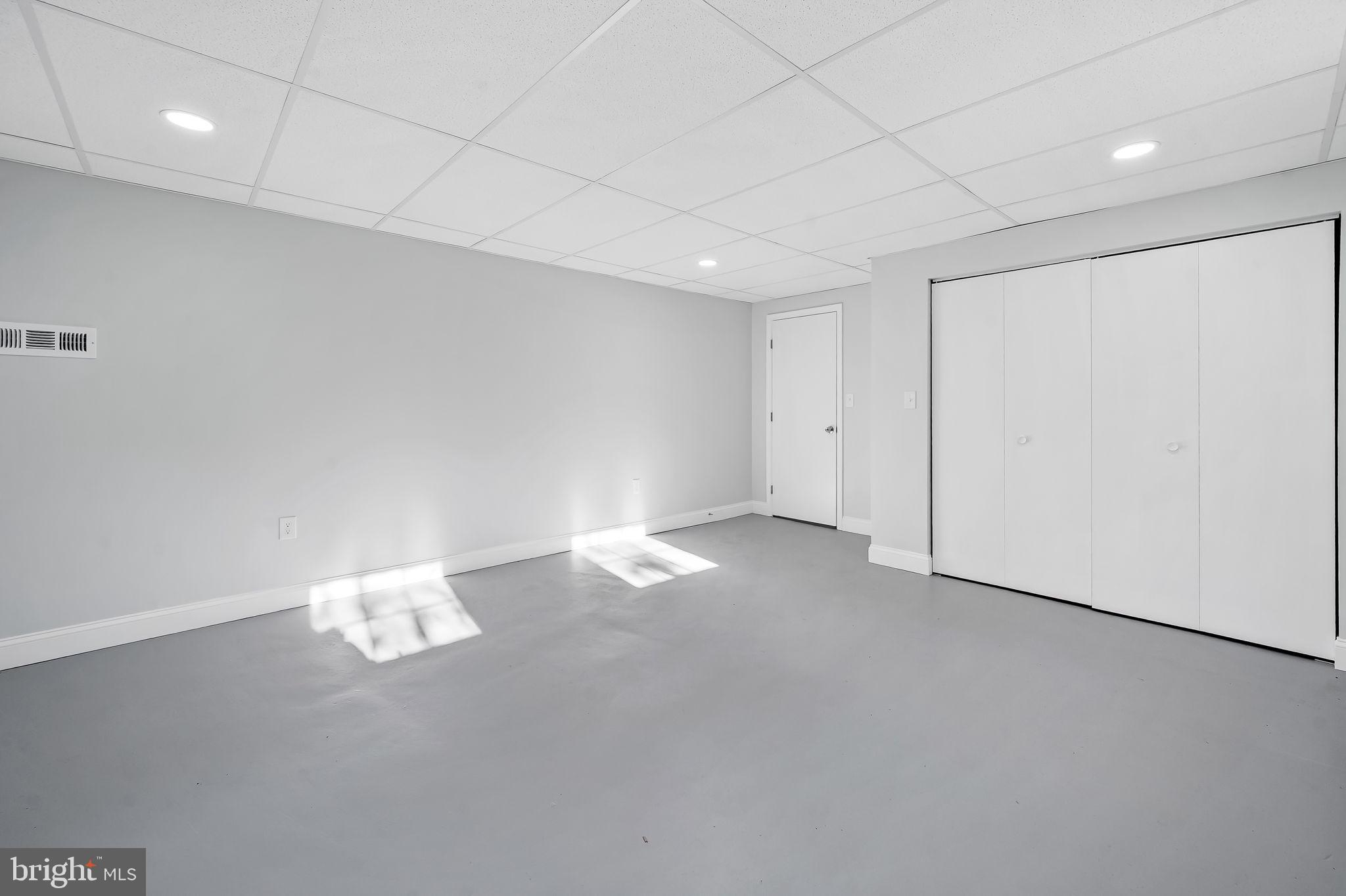 HONEYSUCKLE HILL - Residential