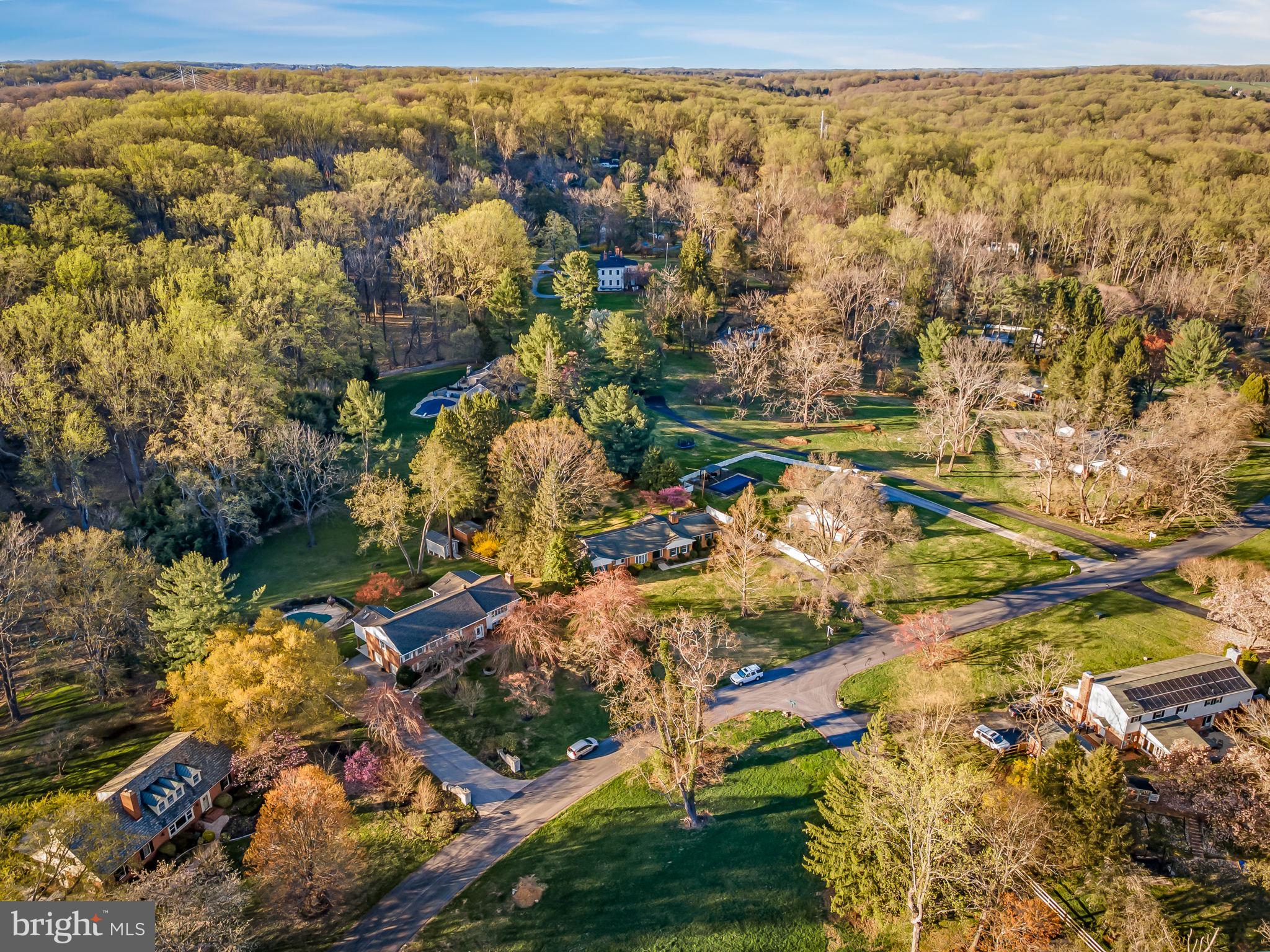 HONEYSUCKLE HILL - Residential