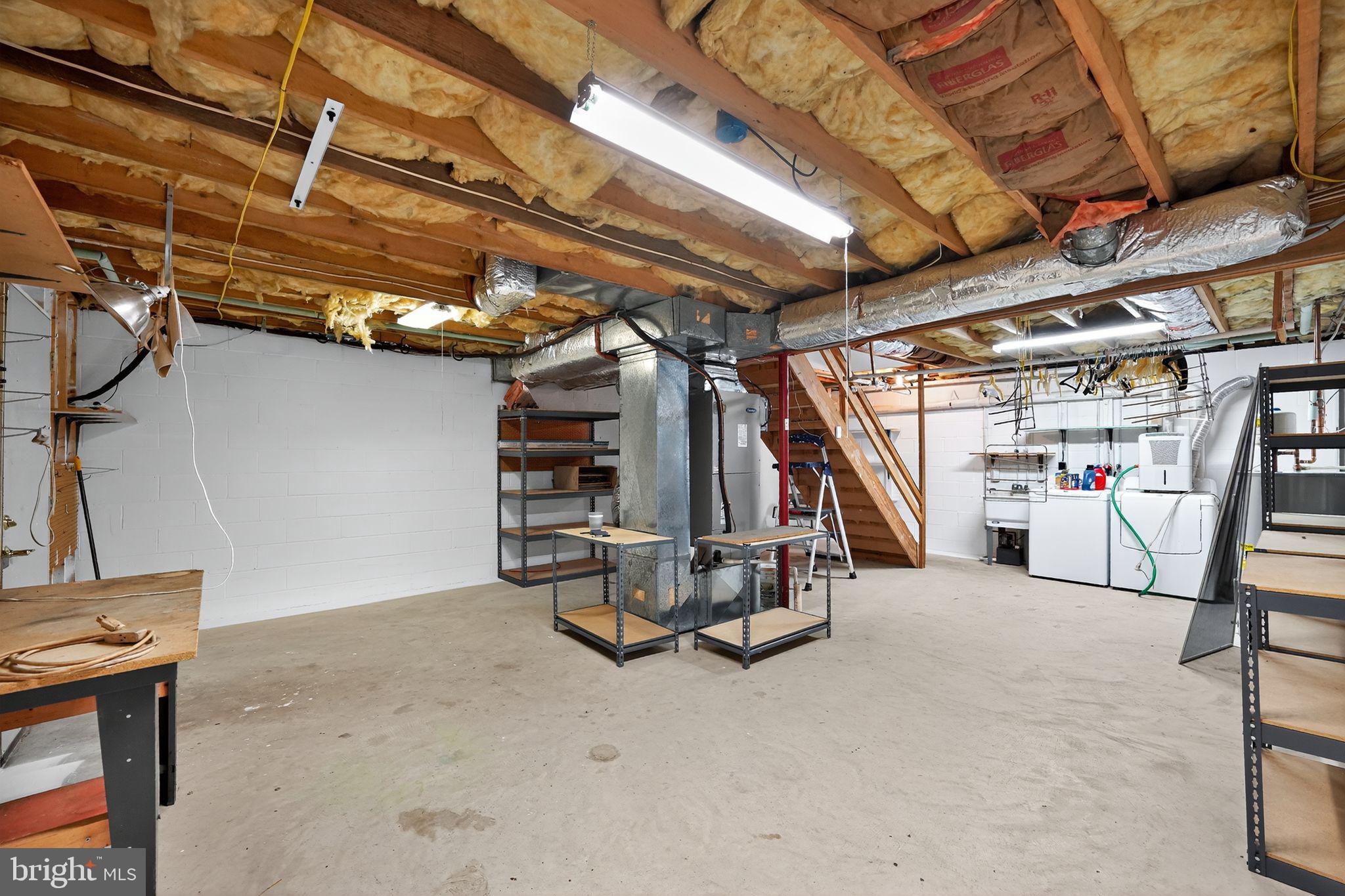 QUEENS PARK - Residential Lease