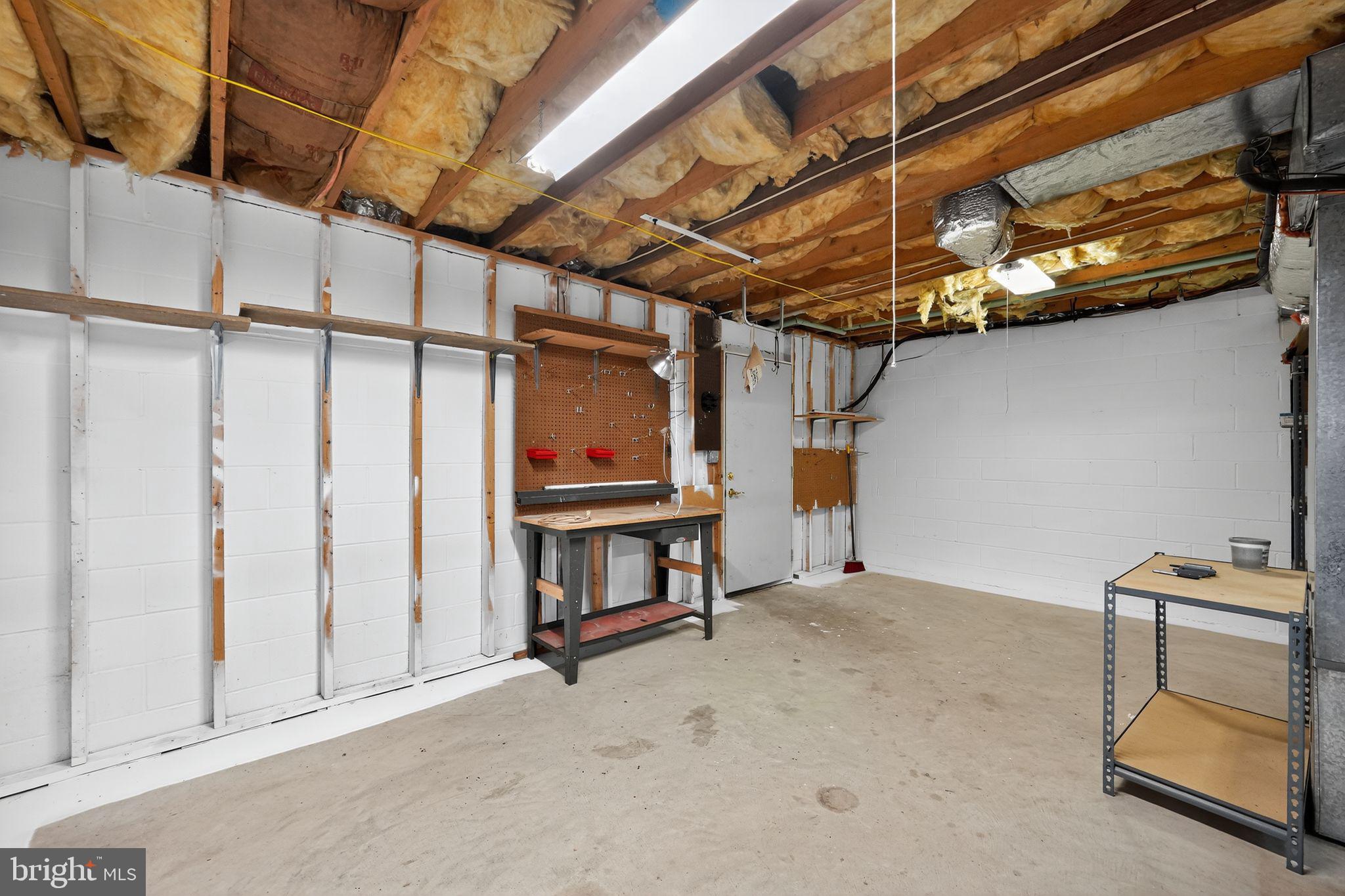 QUEENS PARK - Residential Lease