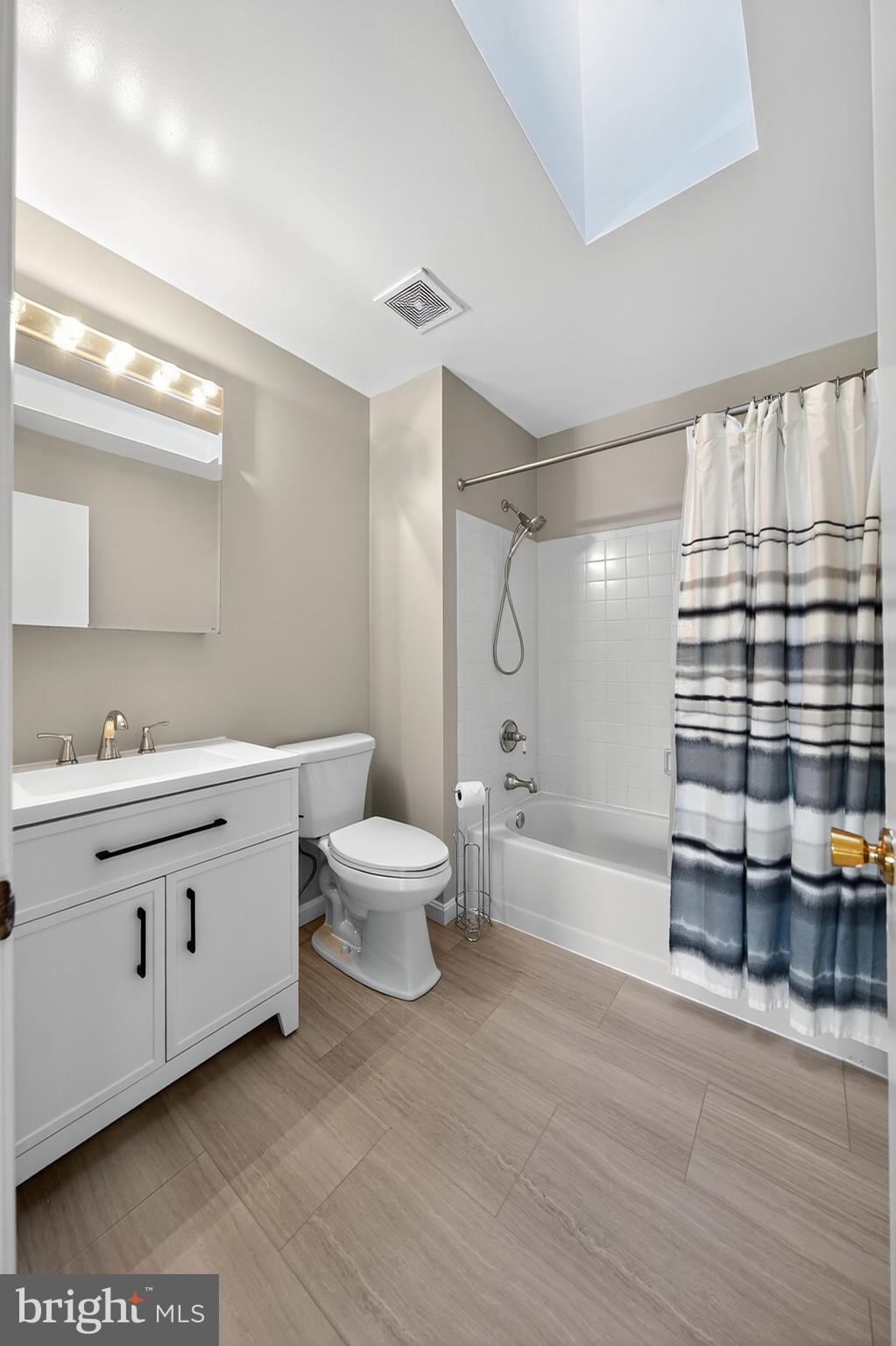 QUEENS PARK - Residential Lease