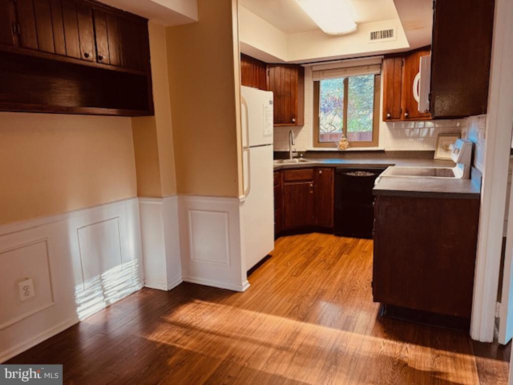 ASPENWOOD - Residential