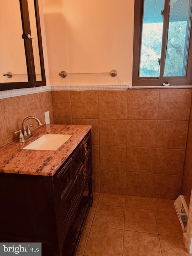 ASPENWOOD - Residential