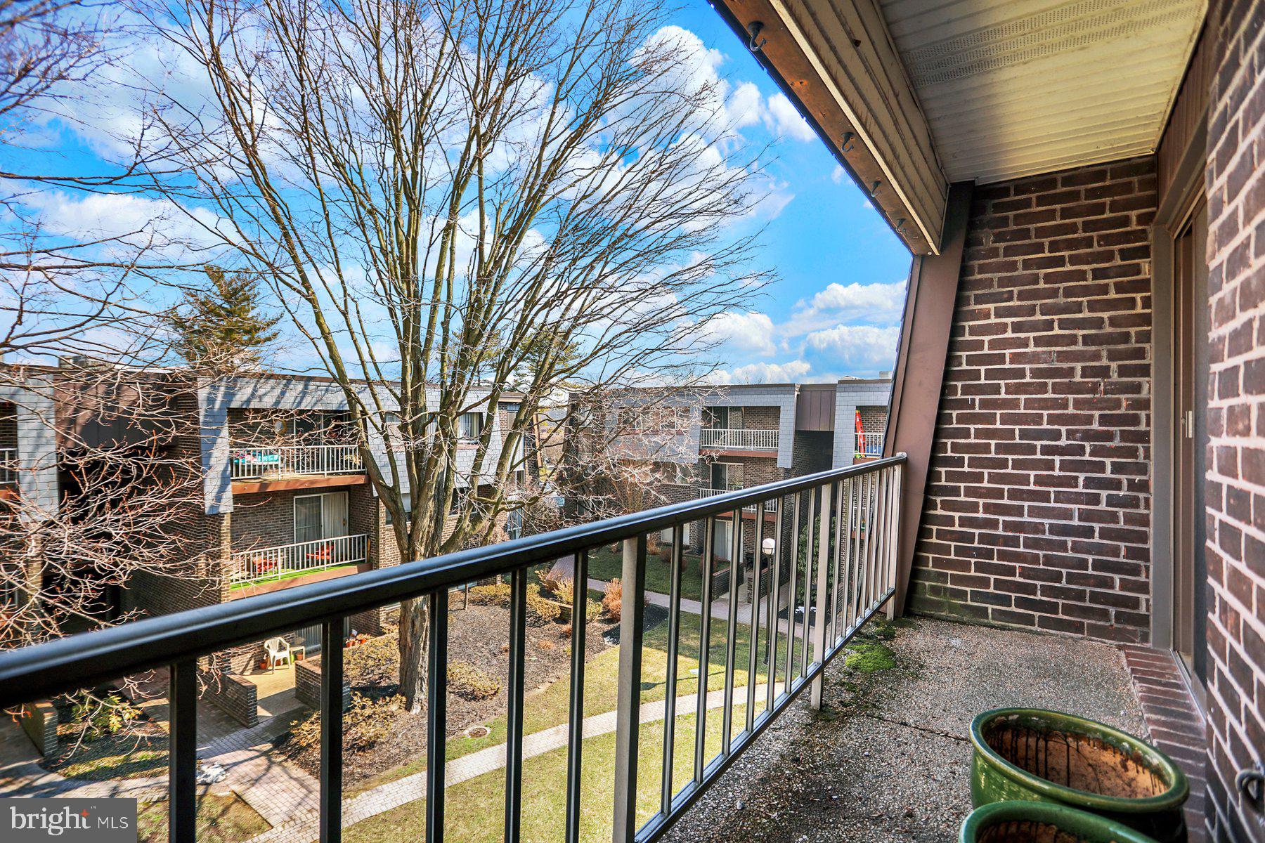 STEVENSON VILLAGE CONDO - Residential