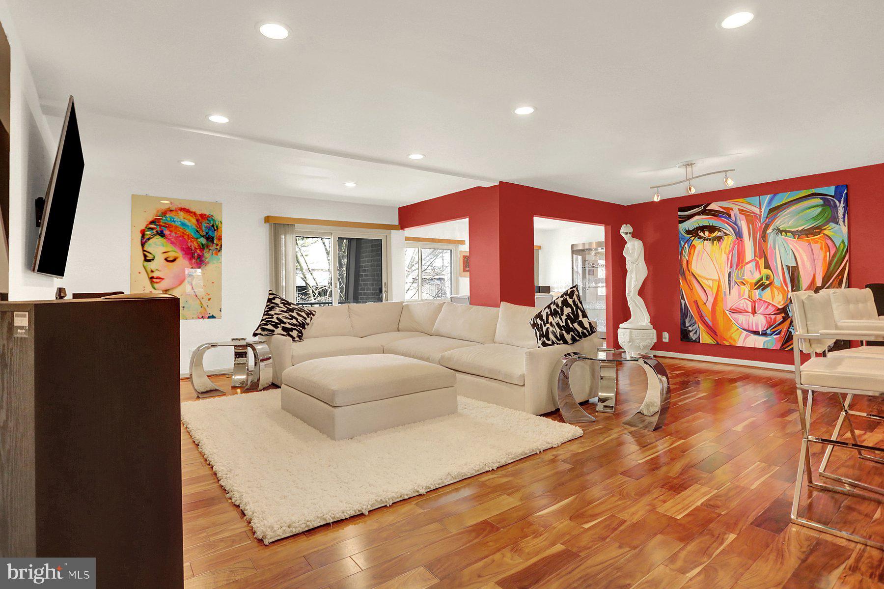 STEVENSON VILLAGE CONDO - Residential