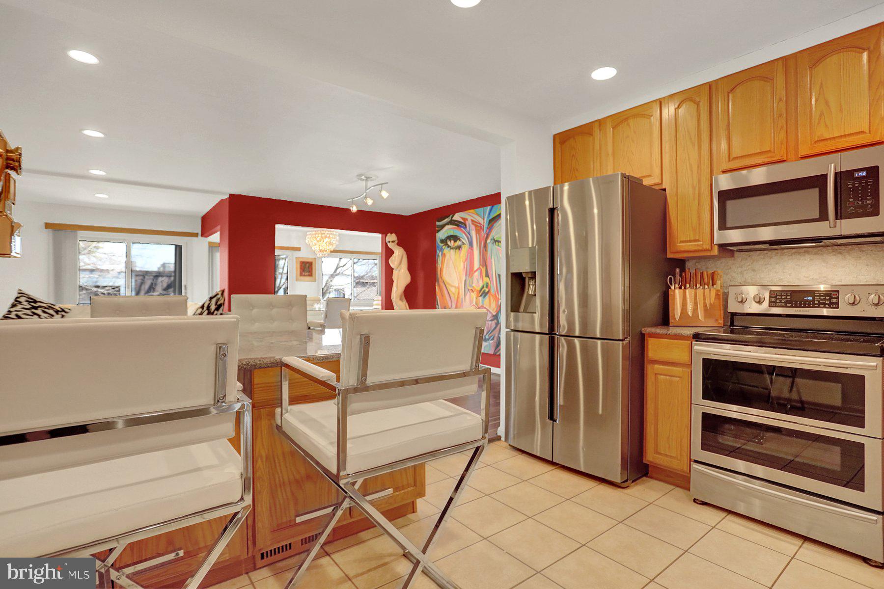 STEVENSON VILLAGE CONDO - Residential