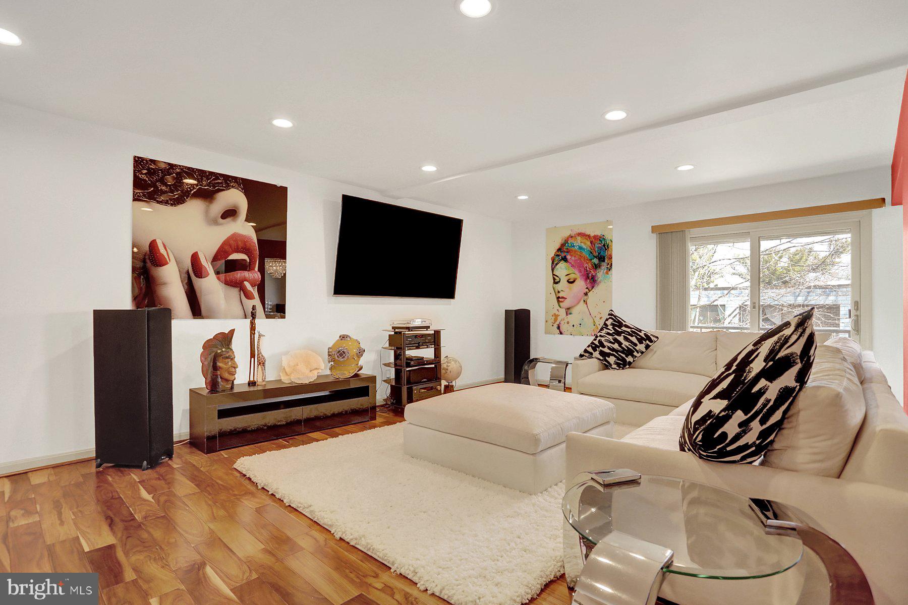 STEVENSON VILLAGE CONDO - Residential