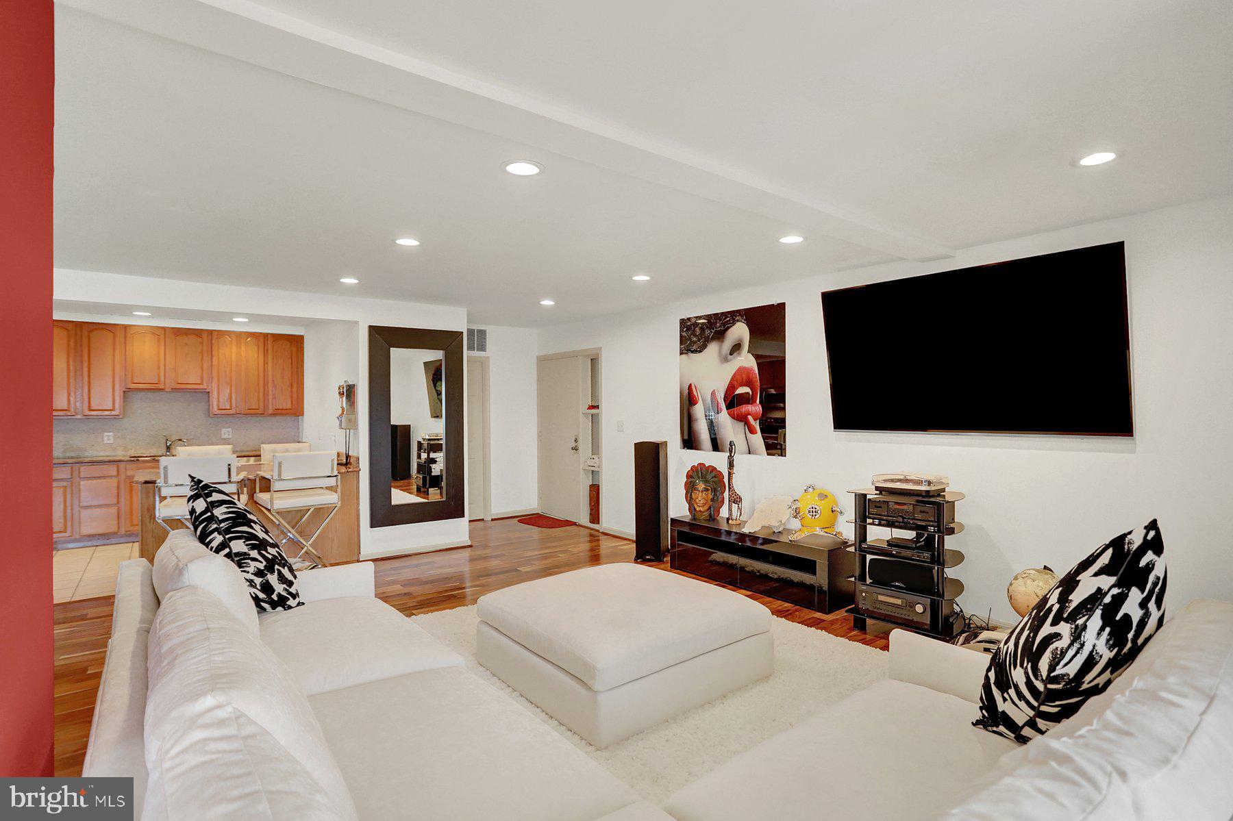 STEVENSON VILLAGE CONDO - Residential