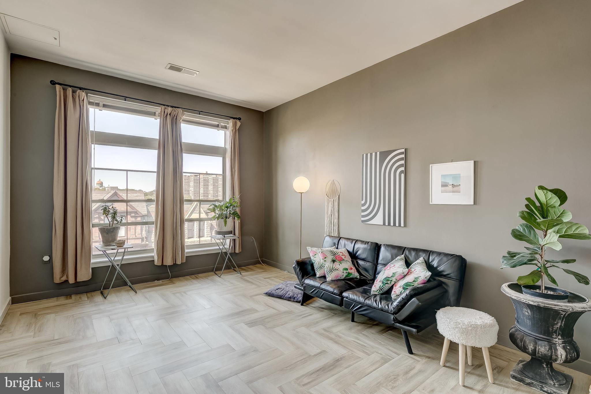 MOUNT VERNON PLACE HISTORIC DISTRICT - Residential