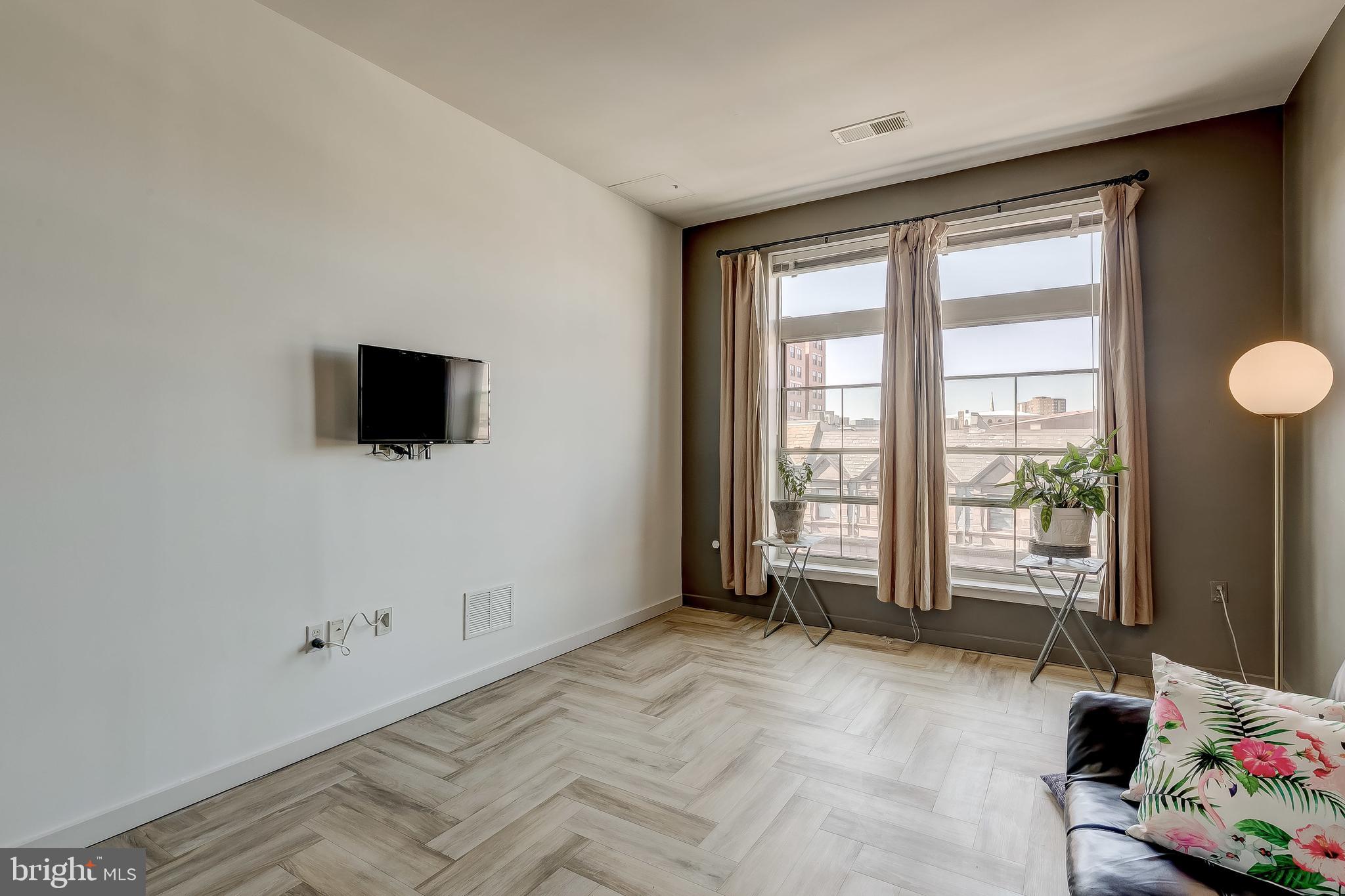 MOUNT VERNON PLACE HISTORIC DISTRICT - Residential