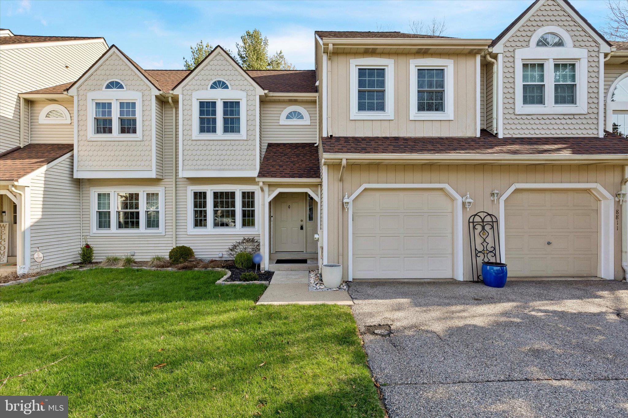 STOTESBURY TWHSE - Residential