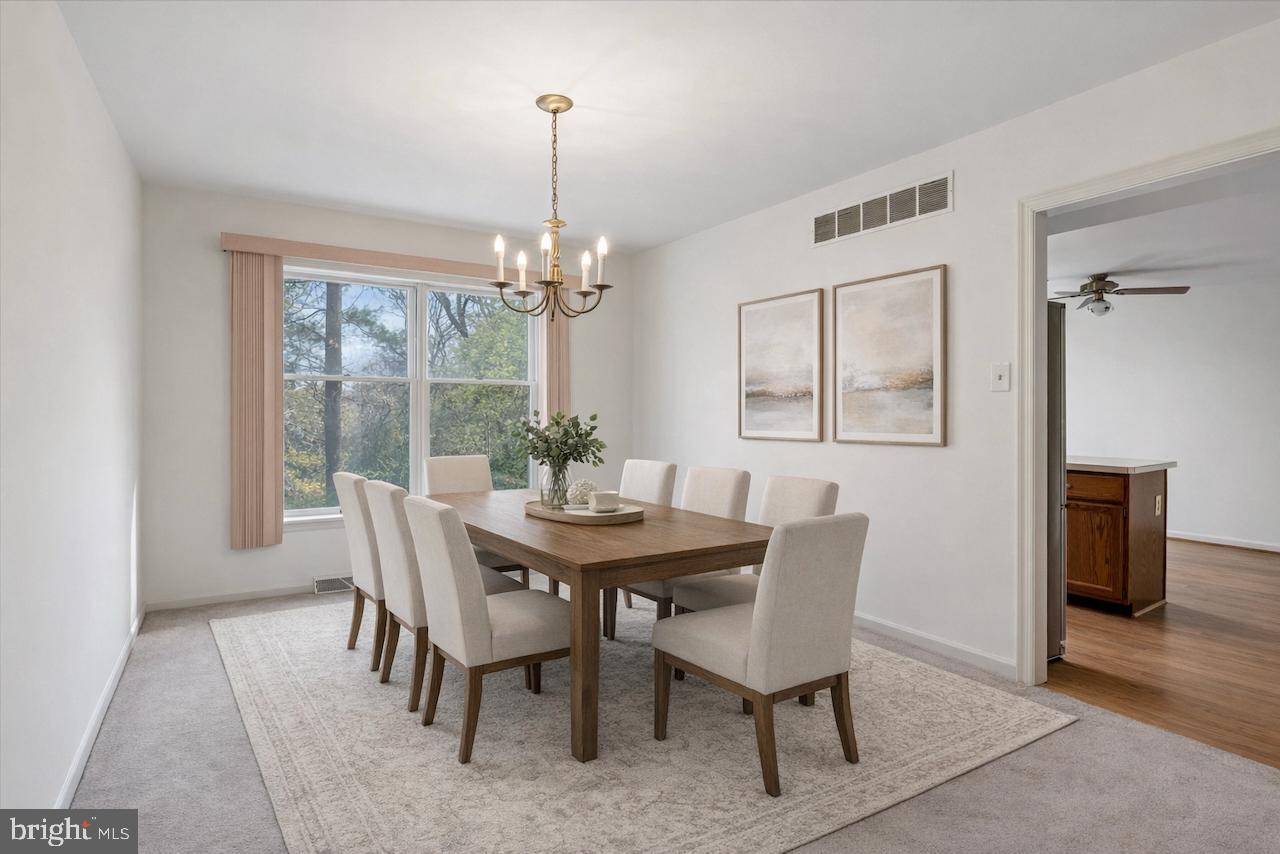 STOTESBURY TWHSE - Residential